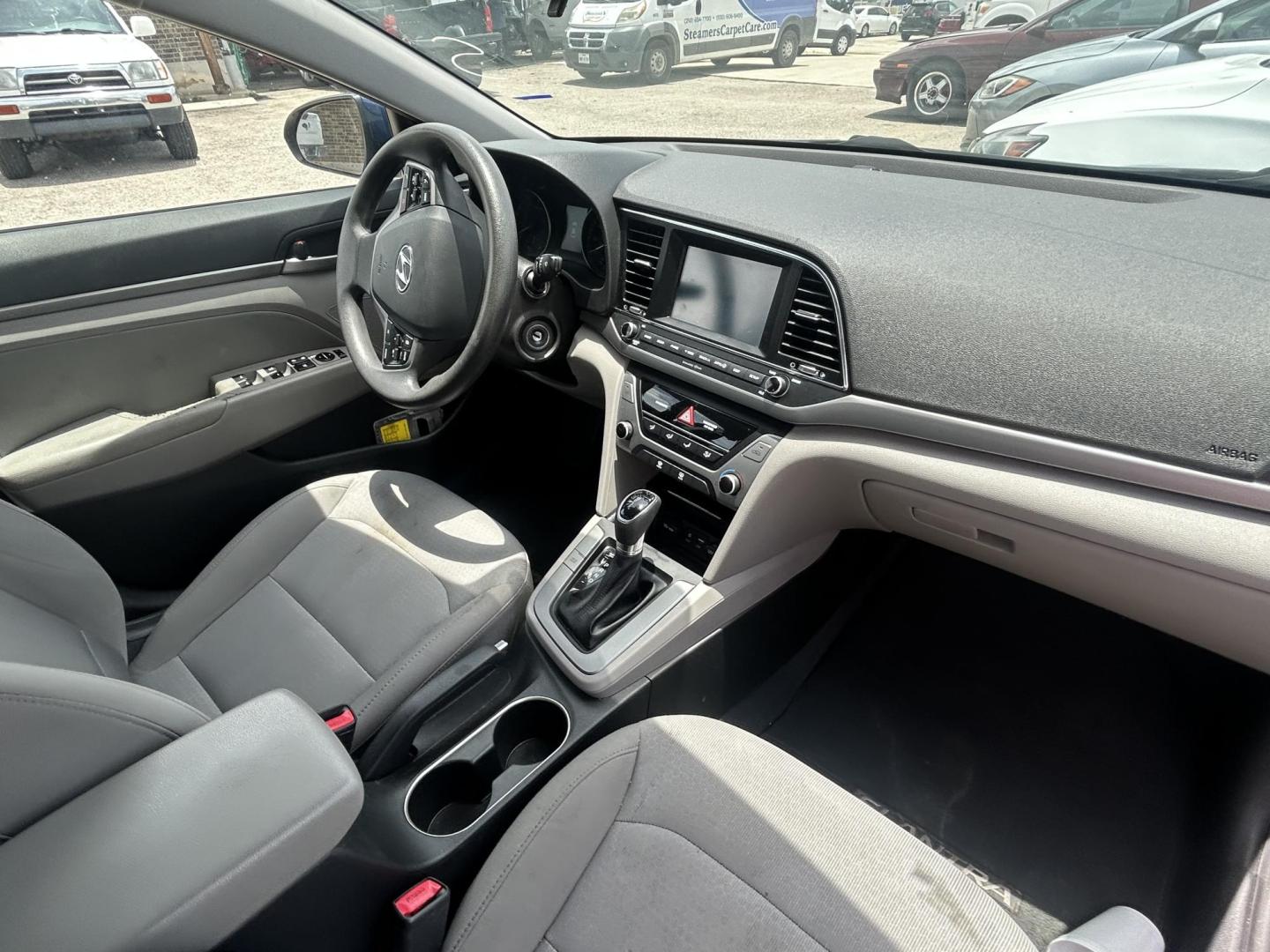 2018 Blue Hyundai Elantra Limited (5NPD84LF6JH) with an 1.8L L4 DOHC 16V engine, 6A transmission, located at 1687 Business 35 S, New Braunfels, TX, 78130, (830) 625-7159, 29.655487, -98.051491 - Photo#3