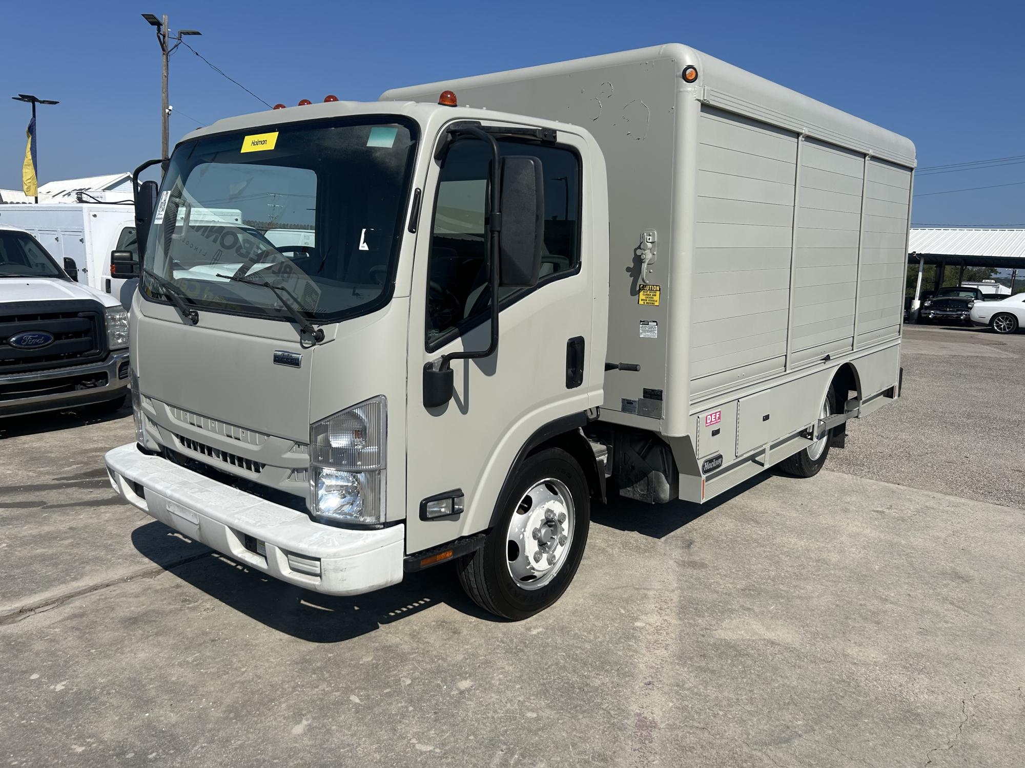 photo of 2018 Isuzu NQR -