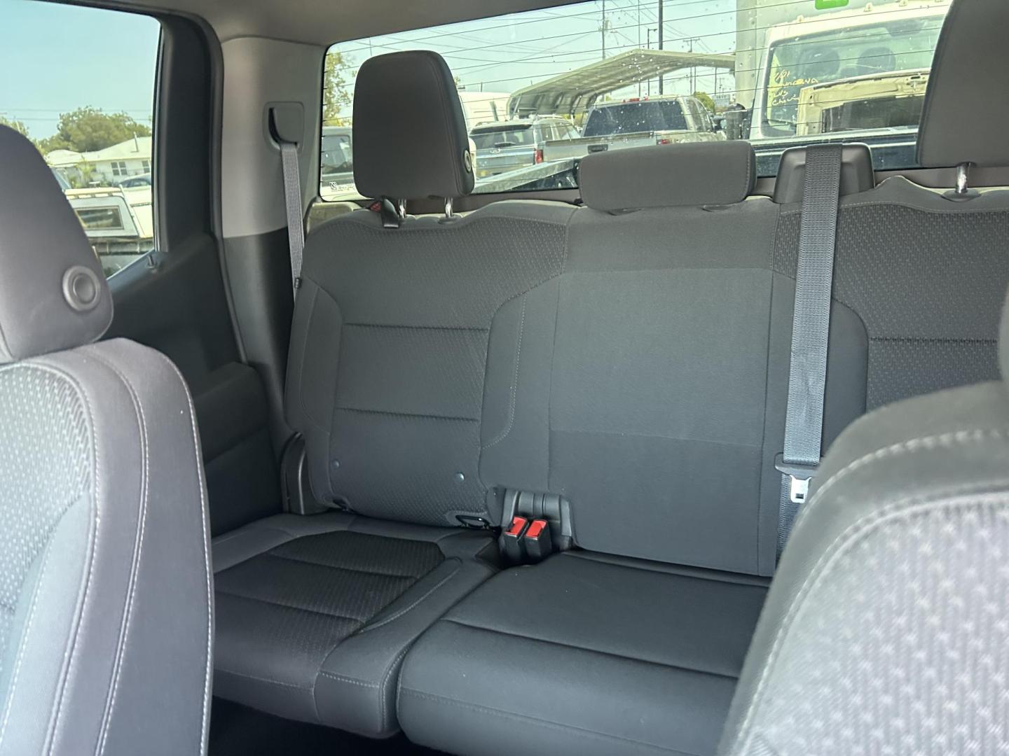 2021 Gray Chevrolet Silverado 1500 Custom Crew Cab Long Box 2WD (1GCPWBEK5MZ) with an 2.7L L4 DOHC 16V TURBO engine, 6A transmission, located at 1687 Business 35 S, New Braunfels, TX, 78130, (830) 625-7159, 29.655487, -98.051491 - Photo#12