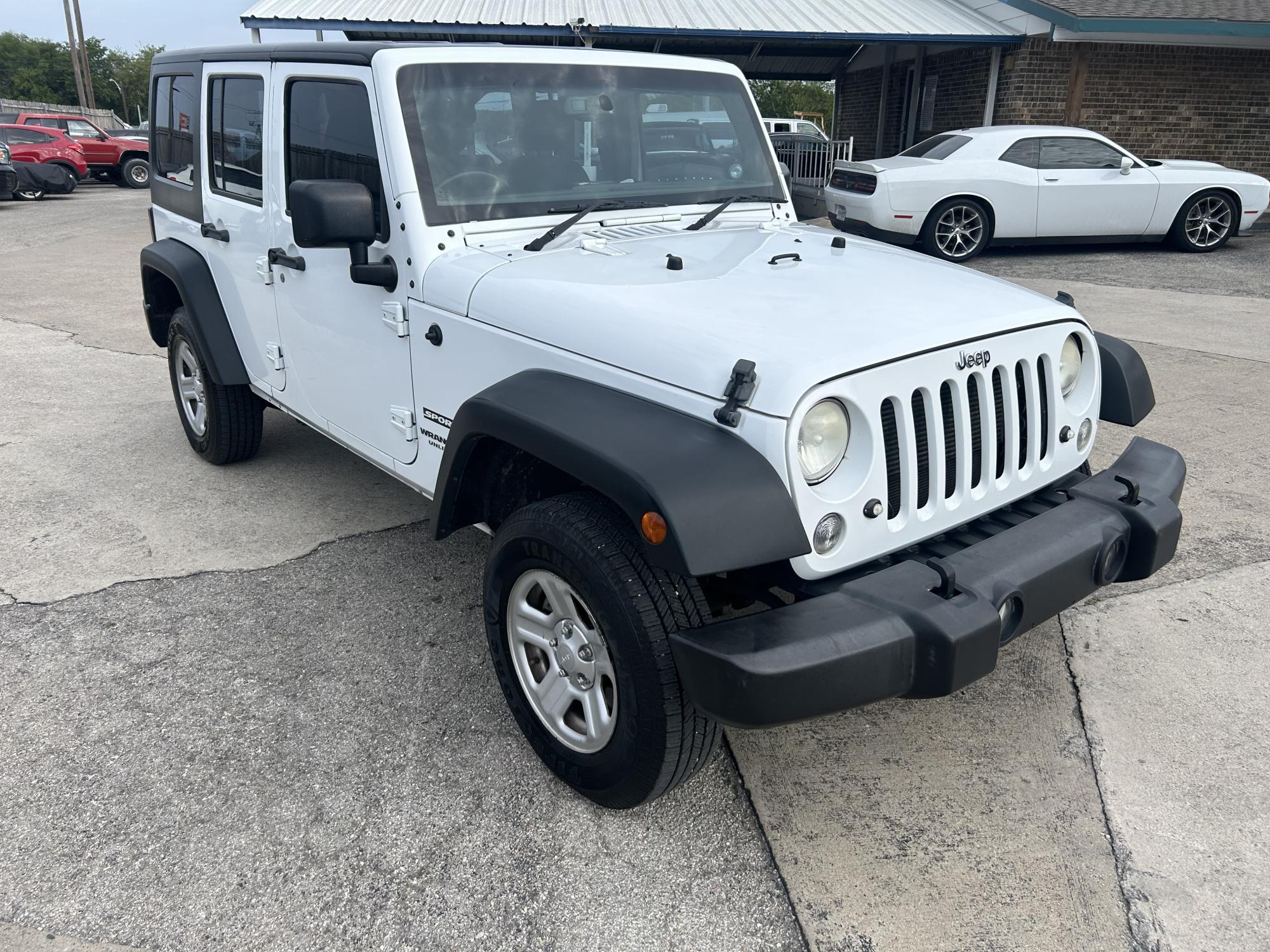 photo of 2017 Jeep Wrangler Unlimited Sport 4WD RHD