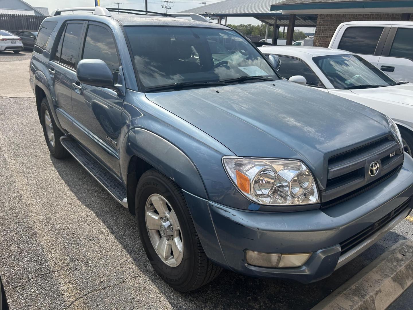 2003 Blue Toyota 4Runner Limited 2WD (JTEZT17RX30) with an 4.7L V8 DOHC 32V engine, located at 1687 Business 35 S, New Braunfels, TX, 78130, (830) 625-7159, 29.655487, -98.051491 - Photo#1