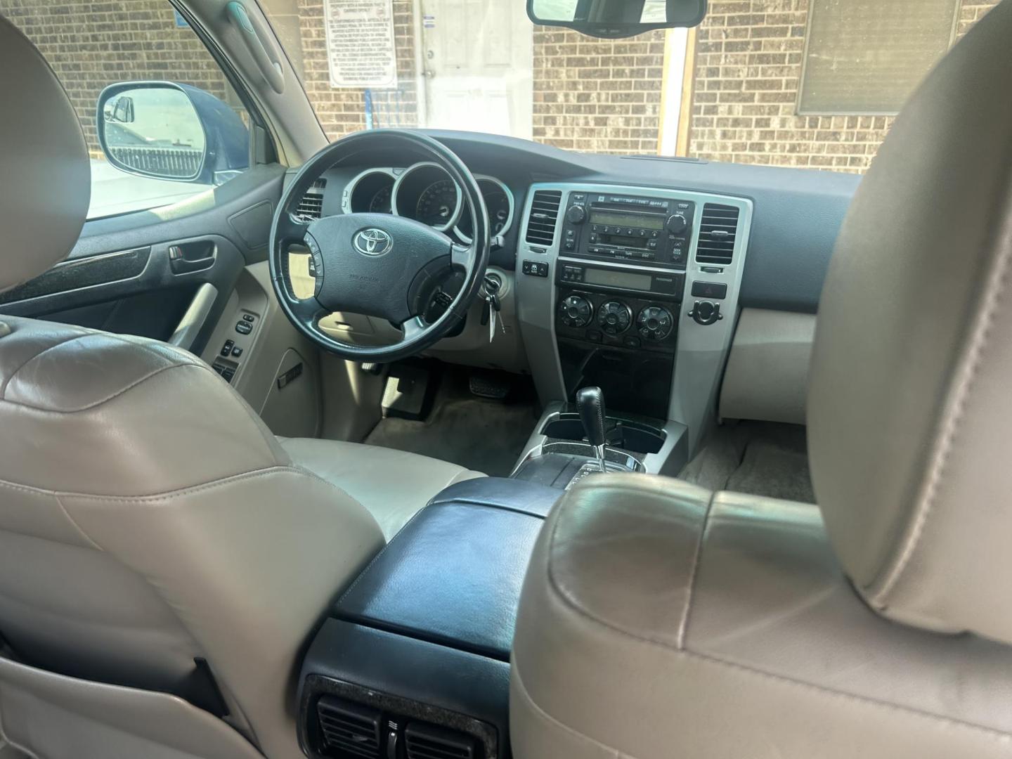 2003 Blue Toyota 4Runner Limited 2WD (JTEZT17RX30) with an 4.7L V8 DOHC 32V engine, located at 1687 Business 35 S, New Braunfels, TX, 78130, (830) 625-7159, 29.655487, -98.051491 - Photo#5