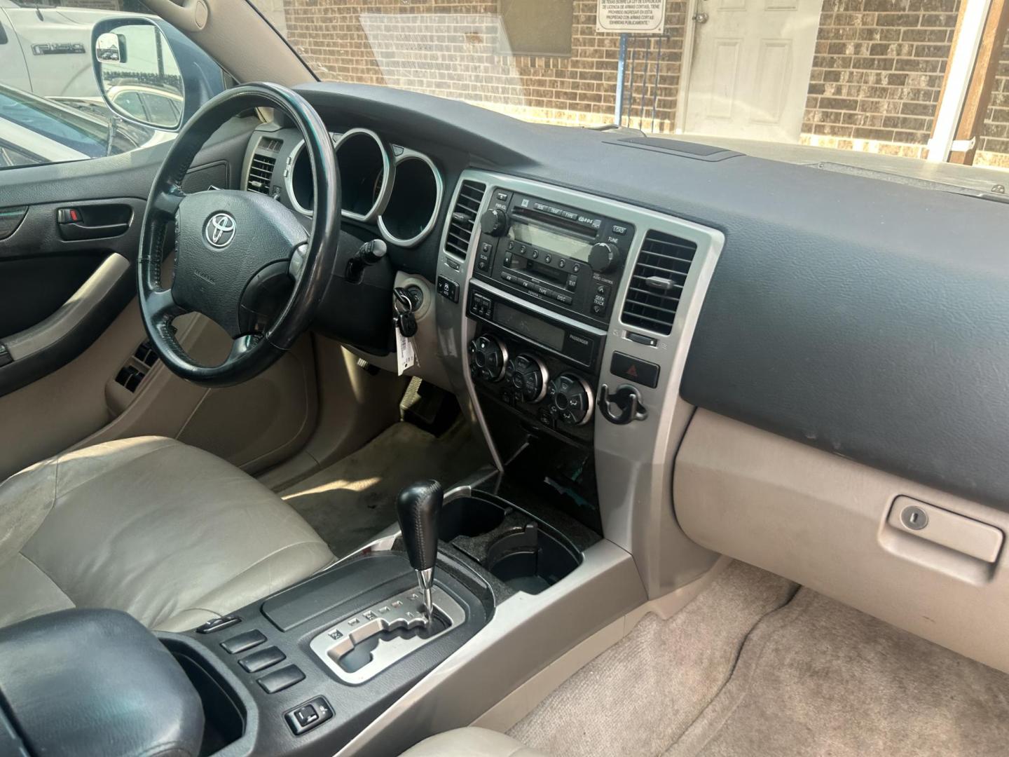 2003 Blue Toyota 4Runner Limited 2WD (JTEZT17RX30) with an 4.7L V8 DOHC 32V engine, located at 1687 Business 35 S, New Braunfels, TX, 78130, (830) 625-7159, 29.655487, -98.051491 - Photo#3