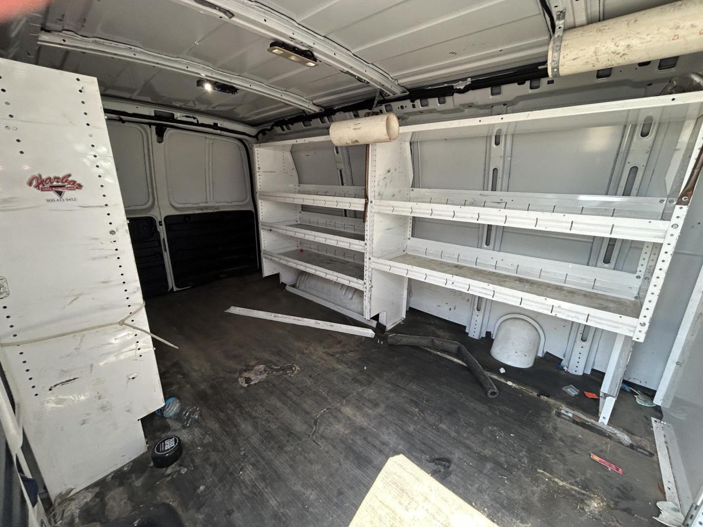 2020 White Chevrolet Express 2500 Cargo (1GCWGAFP9L1) with an 4.3L V6 engine, 6A transmission, located at 1687 Business 35 S, New Braunfels, TX, 78130, (830) 625-7159, 29.655487, -98.051491 - Photo#6