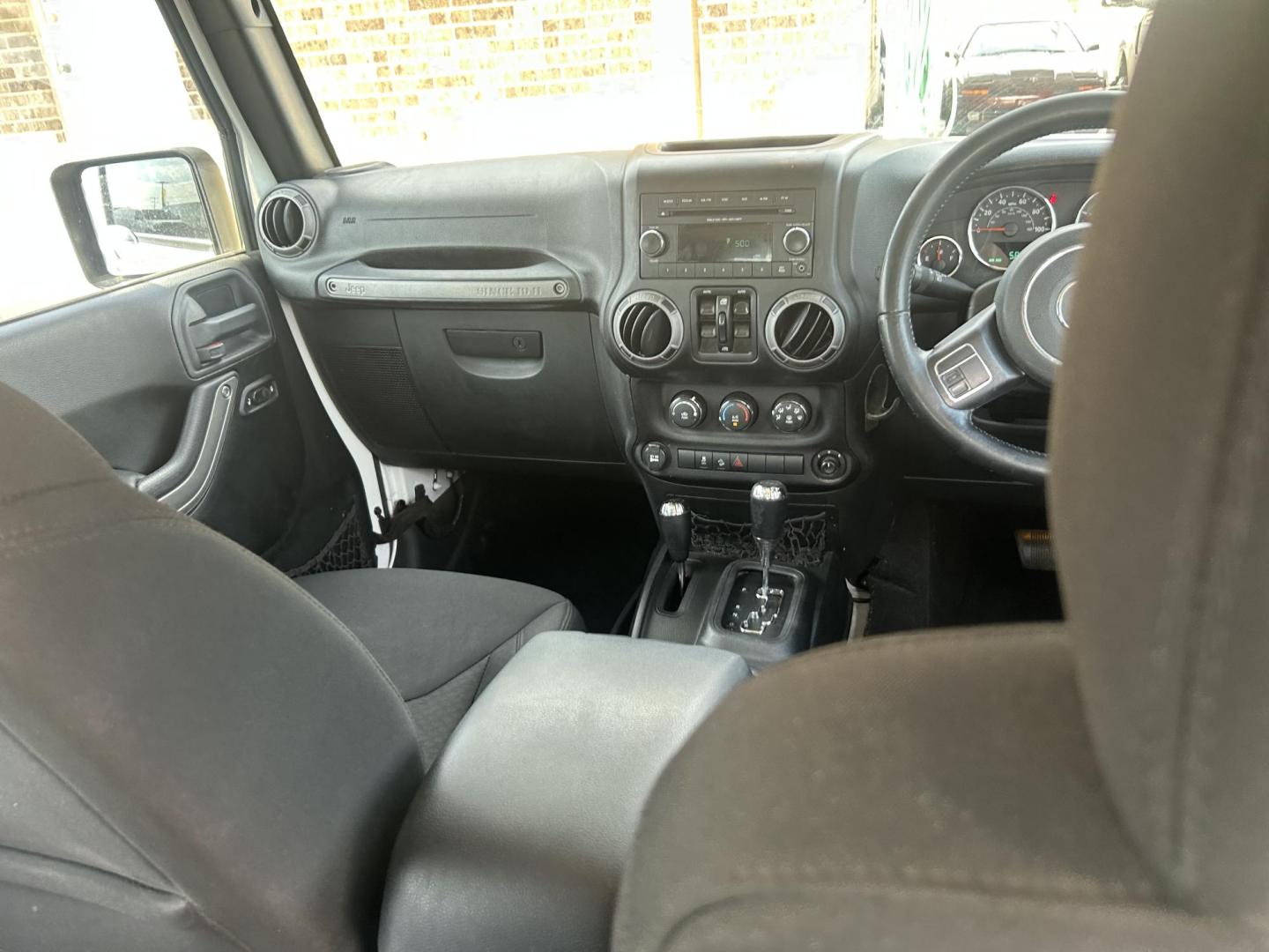 2017 White Jeep Wrangler Unlimited Sport 4WD RHD (1C4BJWKG6HL) with an 3.6L V6 DOHC 24V FFV engine, located at 1687 Business 35 S, New Braunfels, TX, 78130, (830) 625-7159, 29.655487, -98.051491 - Photo#9