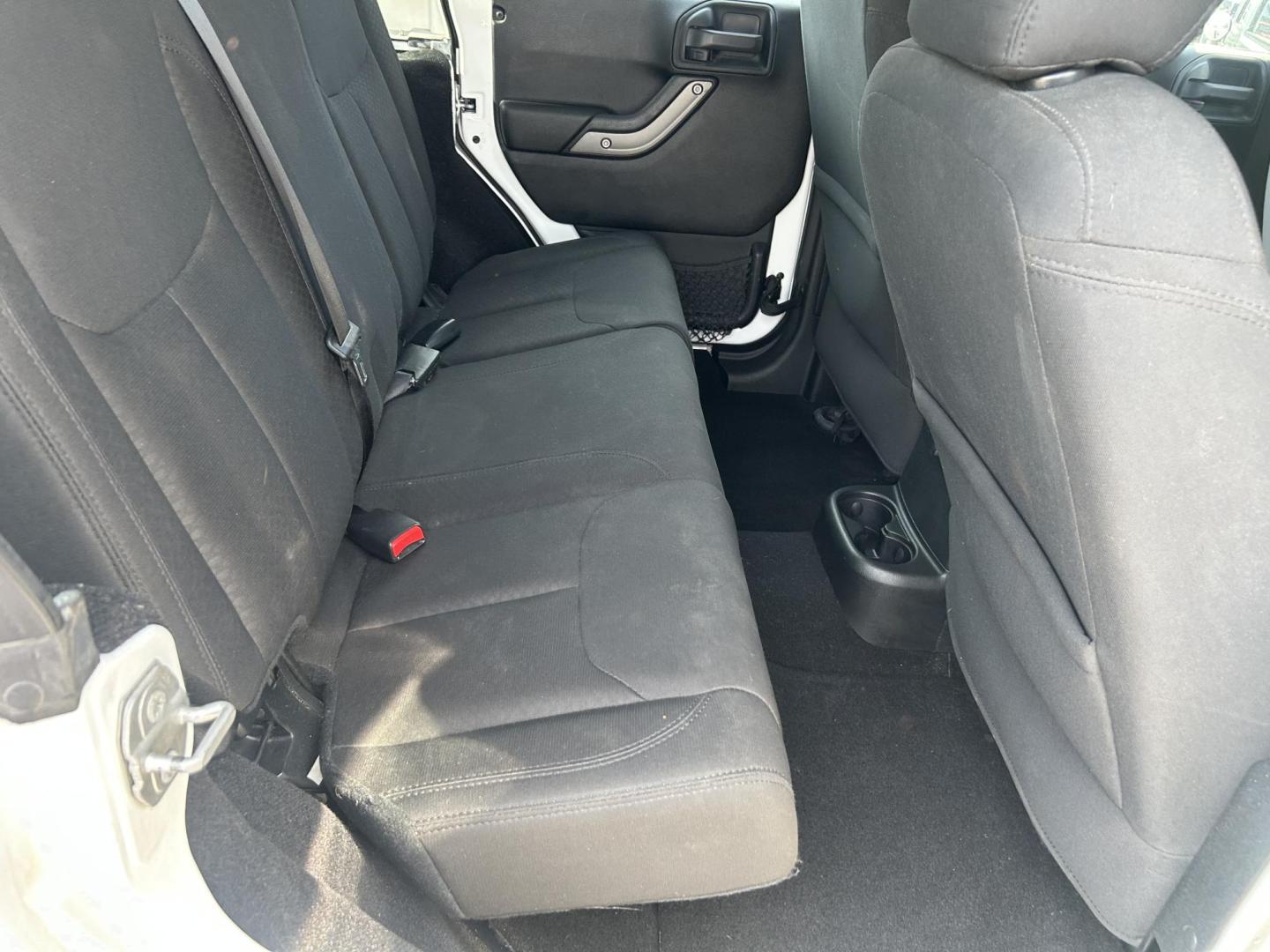 2017 White Jeep Wrangler Unlimited Sport 4WD RHD (1C4BJWKG6HL) with an 3.6L V6 DOHC 24V FFV engine, located at 1687 Business 35 S, New Braunfels, TX, 78130, (830) 625-7159, 29.655487, -98.051491 - Photo#7