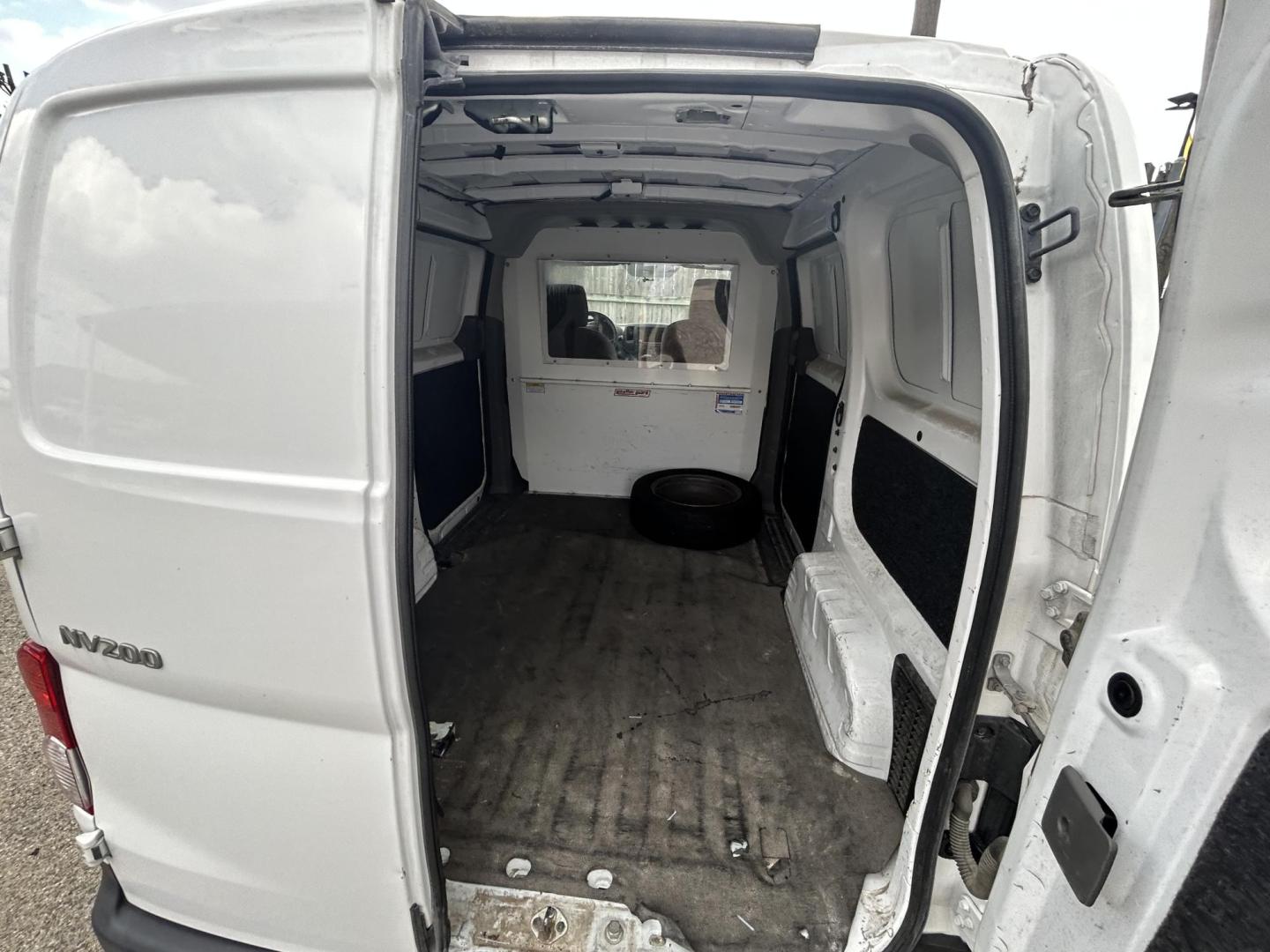 2021 White Nissan NV200 S (3N6CM0KN4MK) with an 2.0L L4 DOHC 16V engine, CVT transmission, located at 1687 Business 35 S, New Braunfels, TX, 78130, (830) 625-7159, 29.655487, -98.051491 - Photo#7