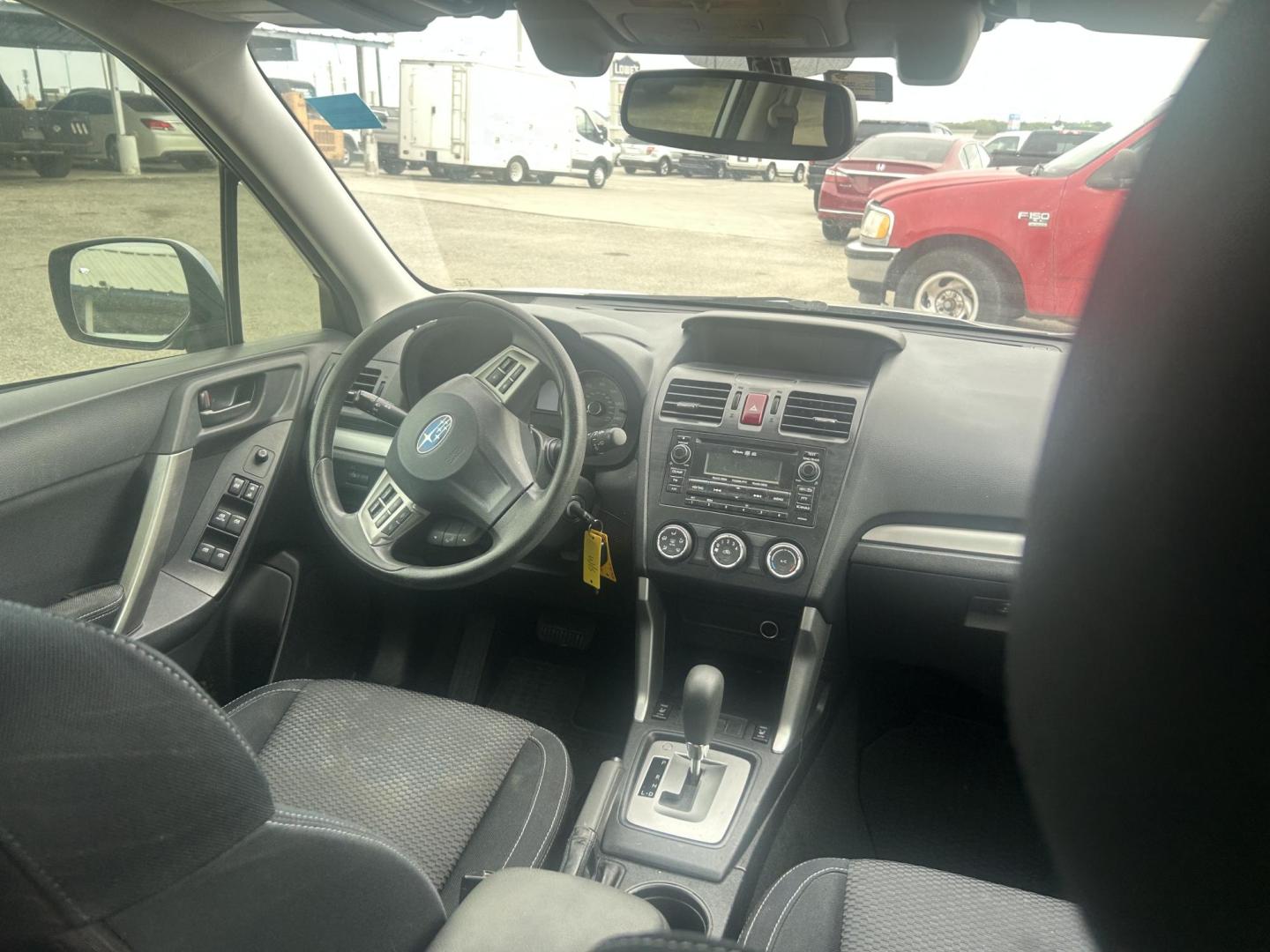2015 Silver Subaru Forester 2.5i Premium (JF2SJAFC7FH) with an 2.5L H4 SOHC 16V engine, 6-Speed Automatic transmission, located at 1687 Business 35 S, New Braunfels, TX, 78130, (830) 625-7159, 29.655487, -98.051491 - Photo#5