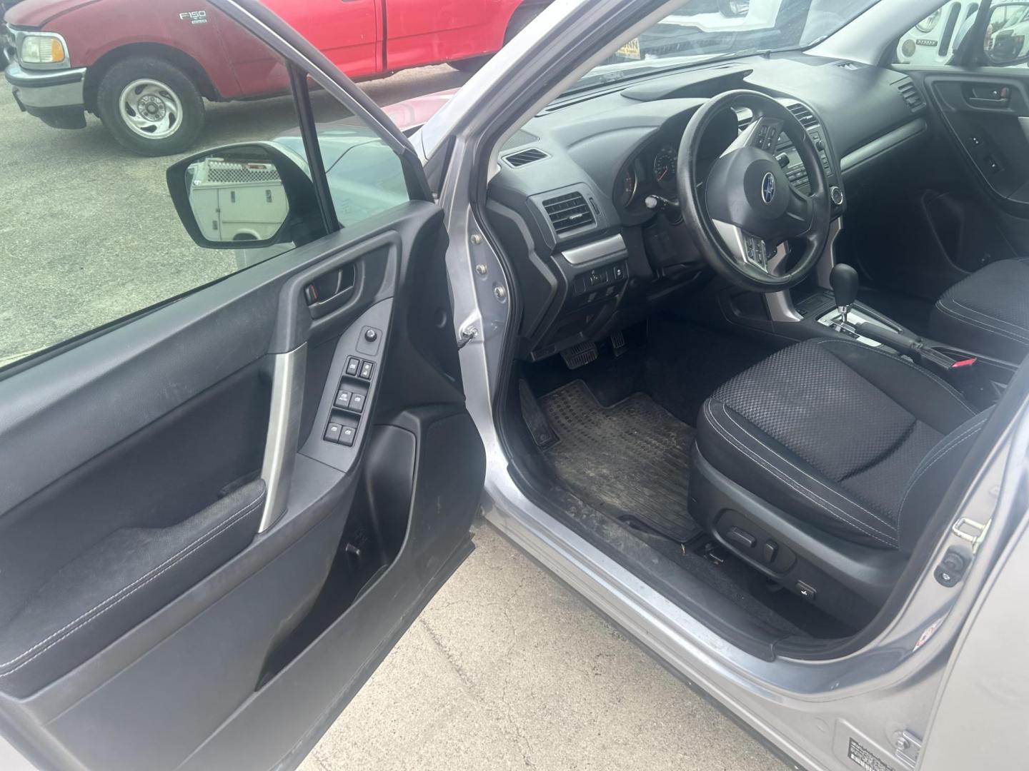 2015 Silver Subaru Forester 2.5i Premium (JF2SJAFC7FH) with an 2.5L H4 SOHC 16V engine, 6-Speed Automatic transmission, located at 1687 Business 35 S, New Braunfels, TX, 78130, (830) 625-7159, 29.655487, -98.051491 - Photo#10