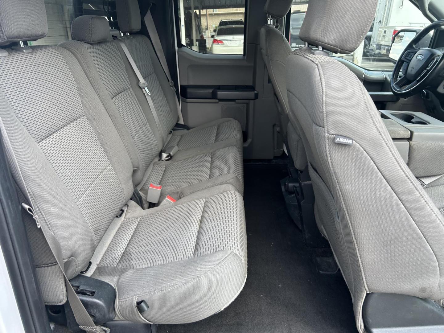 2019 White Ford F-150 Lariat SuperCab 6.5-ft. 4WD (1FTFX1E58KK) with an 5.0L V8 OHV 16V engine, 6A transmission, located at 1687 Business 35 S, New Braunfels, TX, 78130, (830) 625-7159, 29.655487, -98.051491 - Photo#8