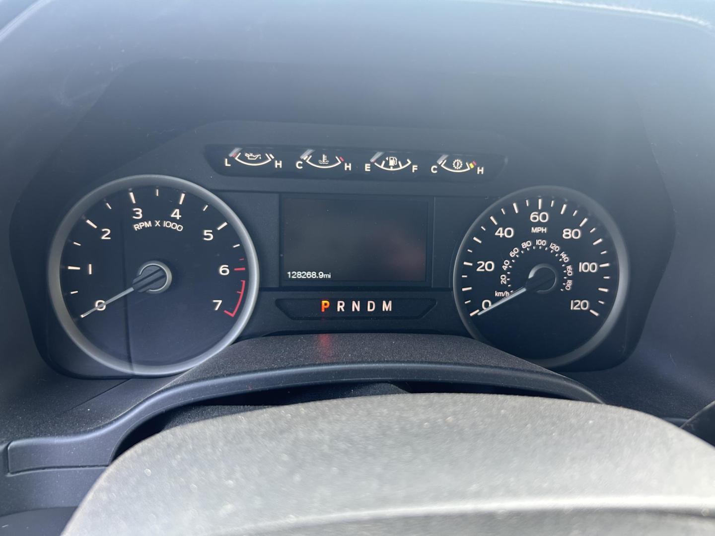 2019 White Ford F-150 Lariat SuperCab 6.5-ft. 4WD (1FTFX1E58KK) with an 5.0L V8 OHV 16V engine, 6A transmission, located at 1687 Business 35 S, New Braunfels, TX, 78130, (830) 625-7159, 29.655487, -98.051491 - Photo#12