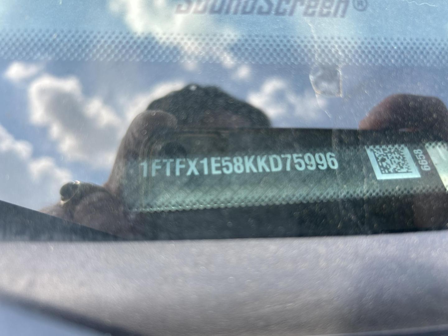 2019 White Ford F-150 Lariat SuperCab 6.5-ft. 4WD (1FTFX1E58KK) with an 5.0L V8 OHV 16V engine, 6A transmission, located at 1687 Business 35 S, New Braunfels, TX, 78130, (830) 625-7159, 29.655487, -98.051491 - Photo#13