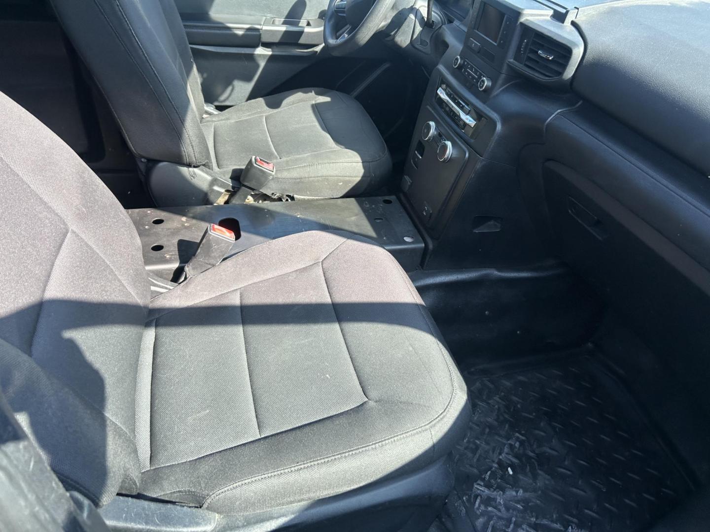 2021 Black Ford Explorer Police 4WD (1FM5K8AB6MG) with an 3.3L V6 DOHC 24V engine, 10A transmission, located at 1687 Business 35 S, New Braunfels, TX, 78130, (830) 625-7159, 29.655487, -98.051491 - Photo#5