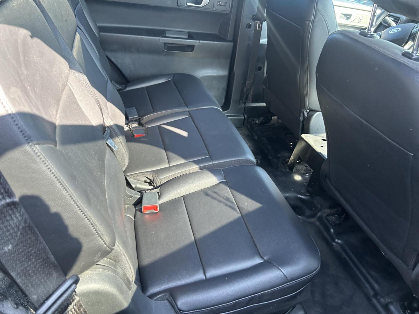 2021 Black Ford Explorer Police 4WD (1FM5K8AB6MG) with an 3.3L V6 DOHC 24V engine, 10A transmission, located at 1687 Business 35 S, New Braunfels, TX, 78130, (830) 625-7159, 29.655487, -98.051491 - Photo#8