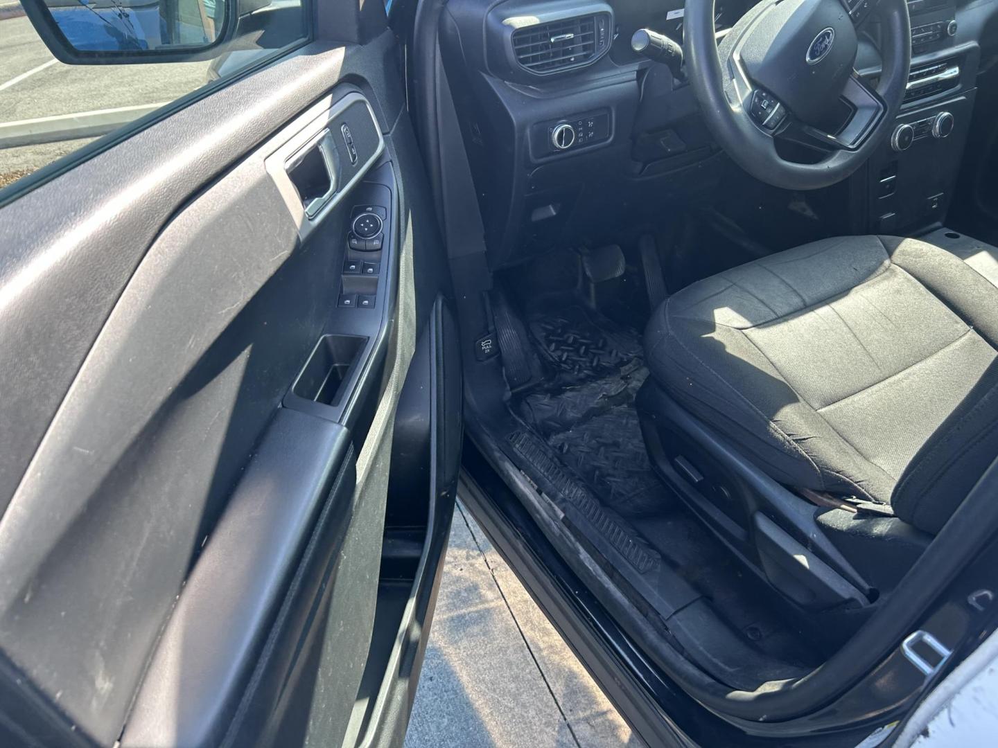 2021 Black Ford Explorer Police 4WD (1FM5K8AB6MG) with an 3.3L V6 DOHC 24V engine, 10A transmission, located at 1687 Business 35 S, New Braunfels, TX, 78130, (830) 625-7159, 29.655487, -98.051491 - Photo#11