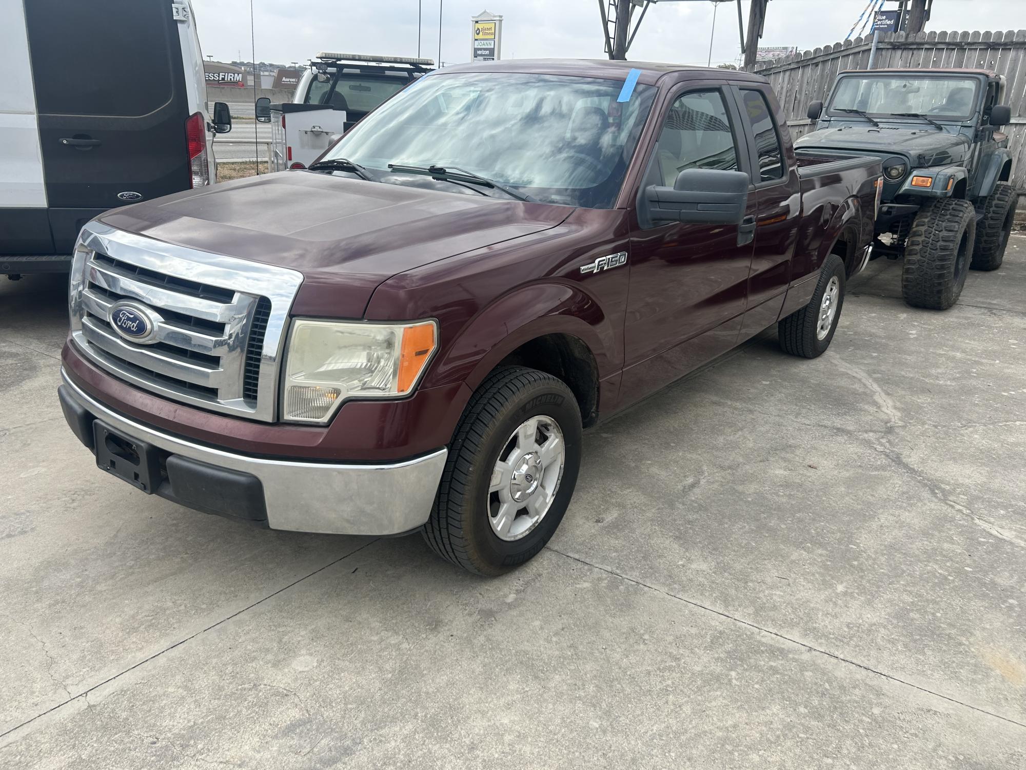 photo of 2010 Ford F-150 Lariat SuperCab 6.5-ft. Bed 2WD