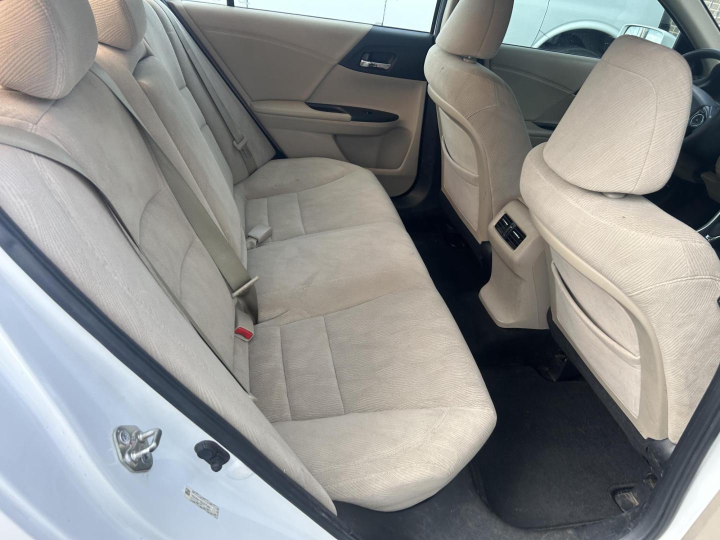 2014 White Honda Accord EX Sedan CVT (1HGCR2F70EA) with an 2.4L L4 DOHC 16V engine, Continuously Variable Transmission transmission, located at 1687 Business 35 S, New Braunfels, TX, 78130, (830) 625-7159, 29.655487, -98.051491 - Photo#6