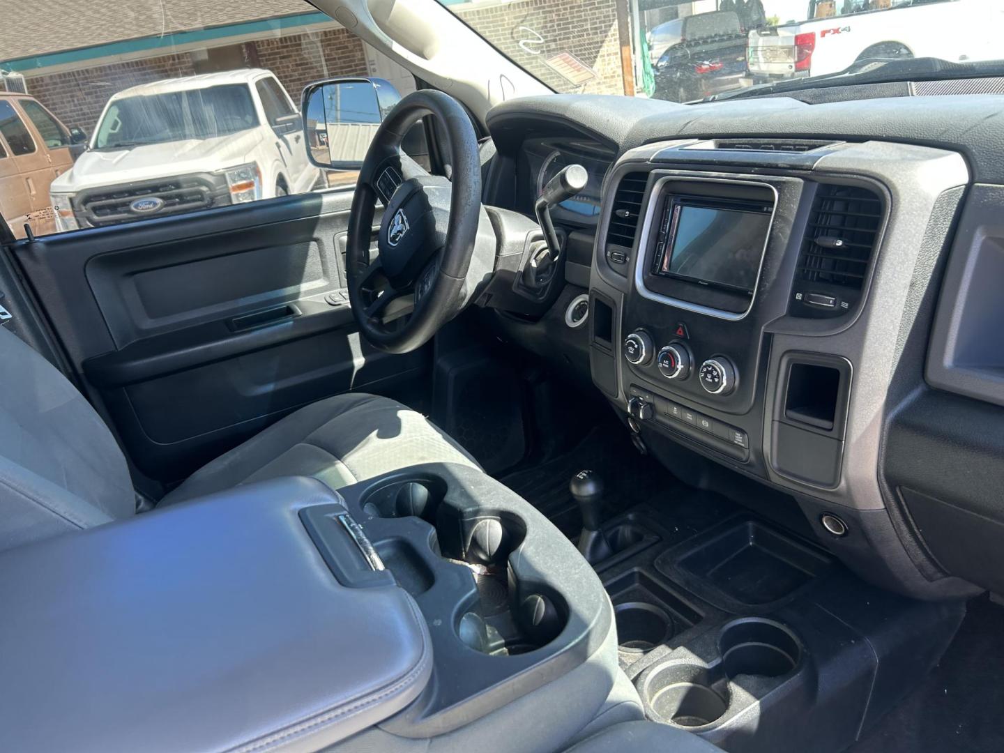 2013 White RAM 2500 Tradesman Crew Cab SWB 4WD (3C6UR5CL5DG) with an 6.7L L6 OHV 24V TURBO DIESEL engine, 6-Speed Automatic transmission, located at 1687 Business 35 S, New Braunfels, TX, 78130, (830) 625-7159, 29.655487, -98.051491 - Photo#3