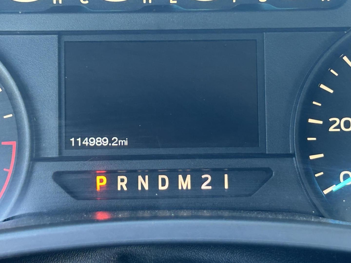 2018 White Ford F-150 XL 8-ft. Bed 2WD (1FTMF1CB4JK) with an 3.3L V6 DOHC 24V engine, 6A transmission, located at 1687 Business 35 S, New Braunfels, TX, 78130, (830) 625-7159, 29.655487, -98.051491 - Photo#8