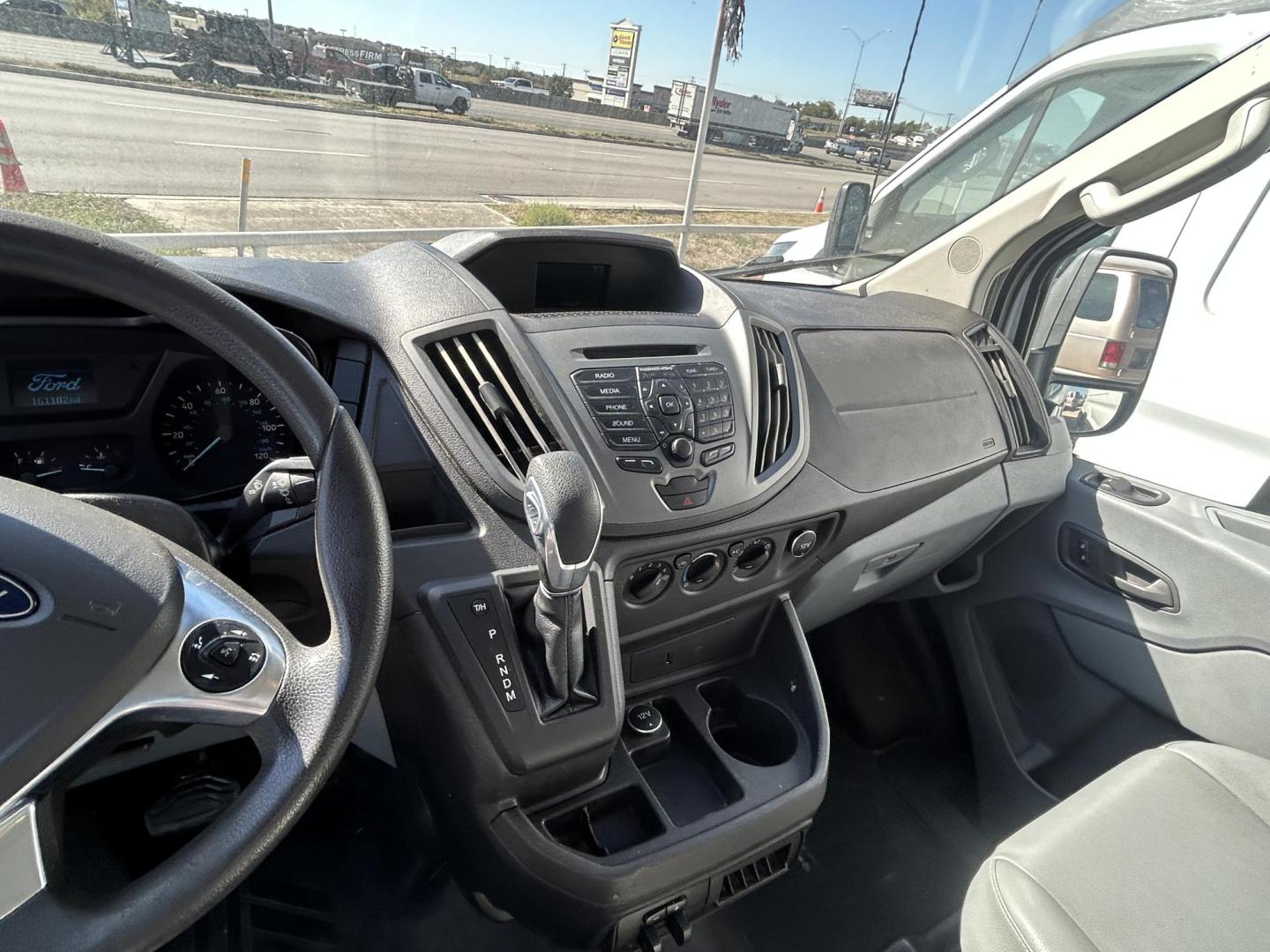 2019 White Ford Transit 250 Van Low Roof w/Sliding Pass. 130-in. WB (1FTYR1YM1KK) with an 3.7L V6 DOHC 24V engine, 6A transmission, located at 1687 Business 35 S, New Braunfels, TX, 78130, (830) 625-7159, 29.655487, -98.051491 - Photo#13