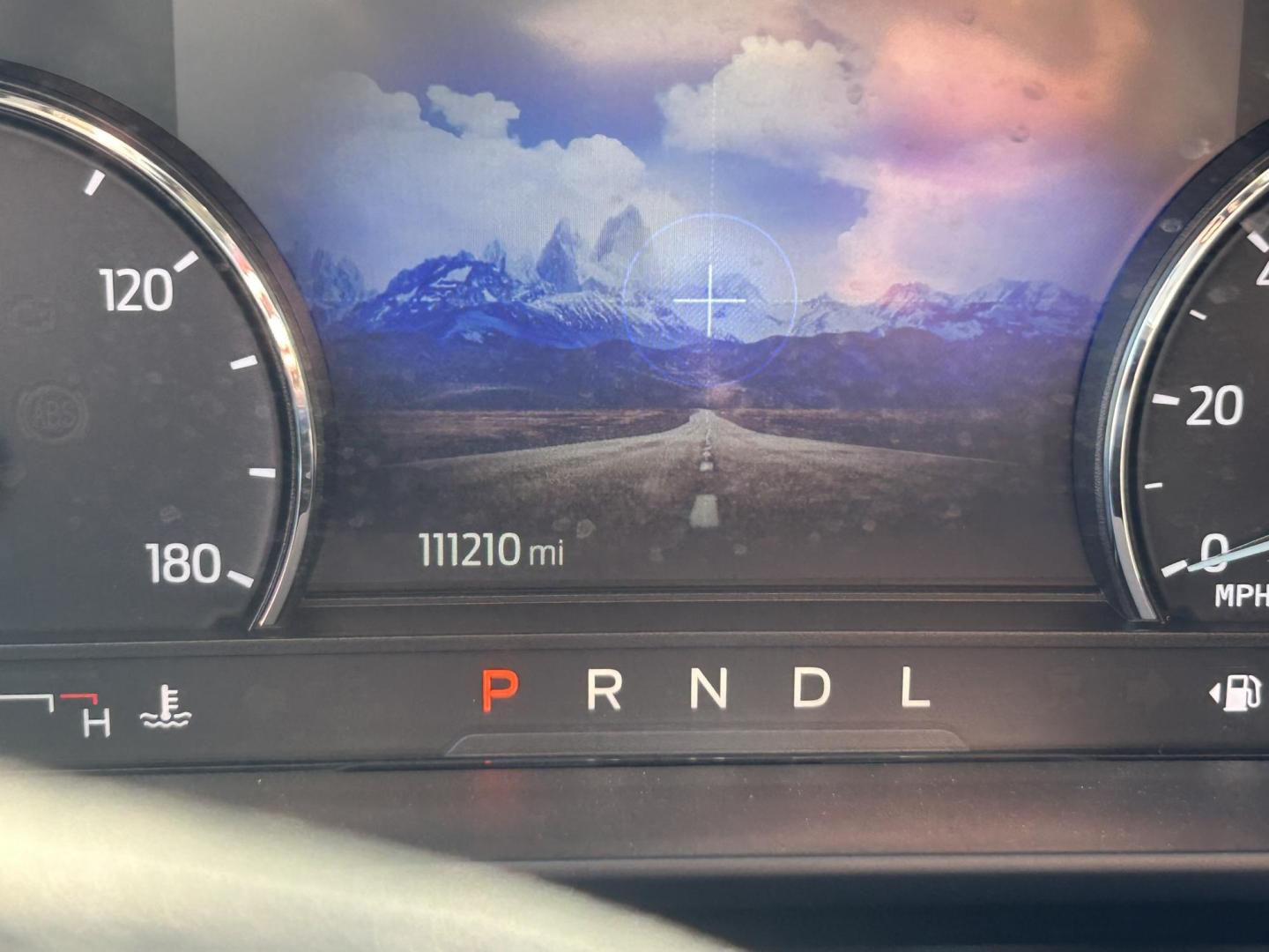 2022 Gray Ford Escape Hybrid SE AWD (1FMCU9BZ4NU) with an 2.5L L4 DOHC 16V HYBRID engine, 6A transmission, located at 1687 Business 35 S, New Braunfels, TX, 78130, (830) 625-7159, 29.655487, -98.051491 - Photo#10