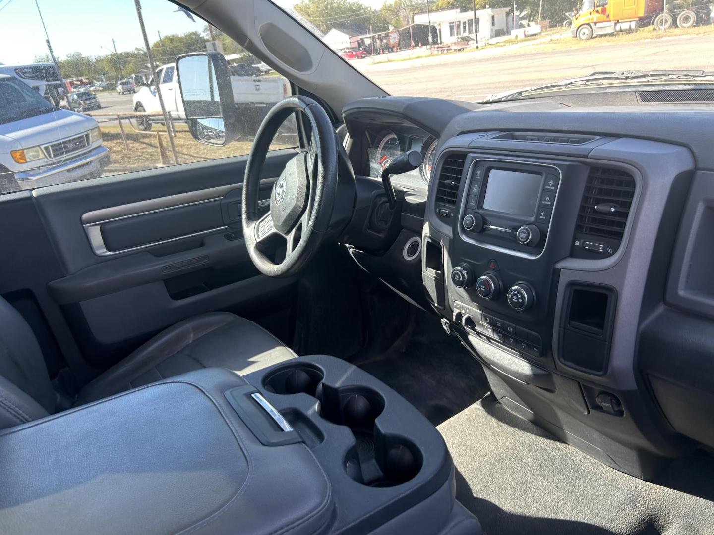 2017 RAM 4500 Regular Cab 2WD DRW (3C7WRKBL4HG) with an 6.7L L6 OHV 24V TURBO DIESEL engine, located at 1687 Business 35 S, New Braunfels, TX, 78130, (830) 625-7159, 29.655487, -98.051491 - Photo#3