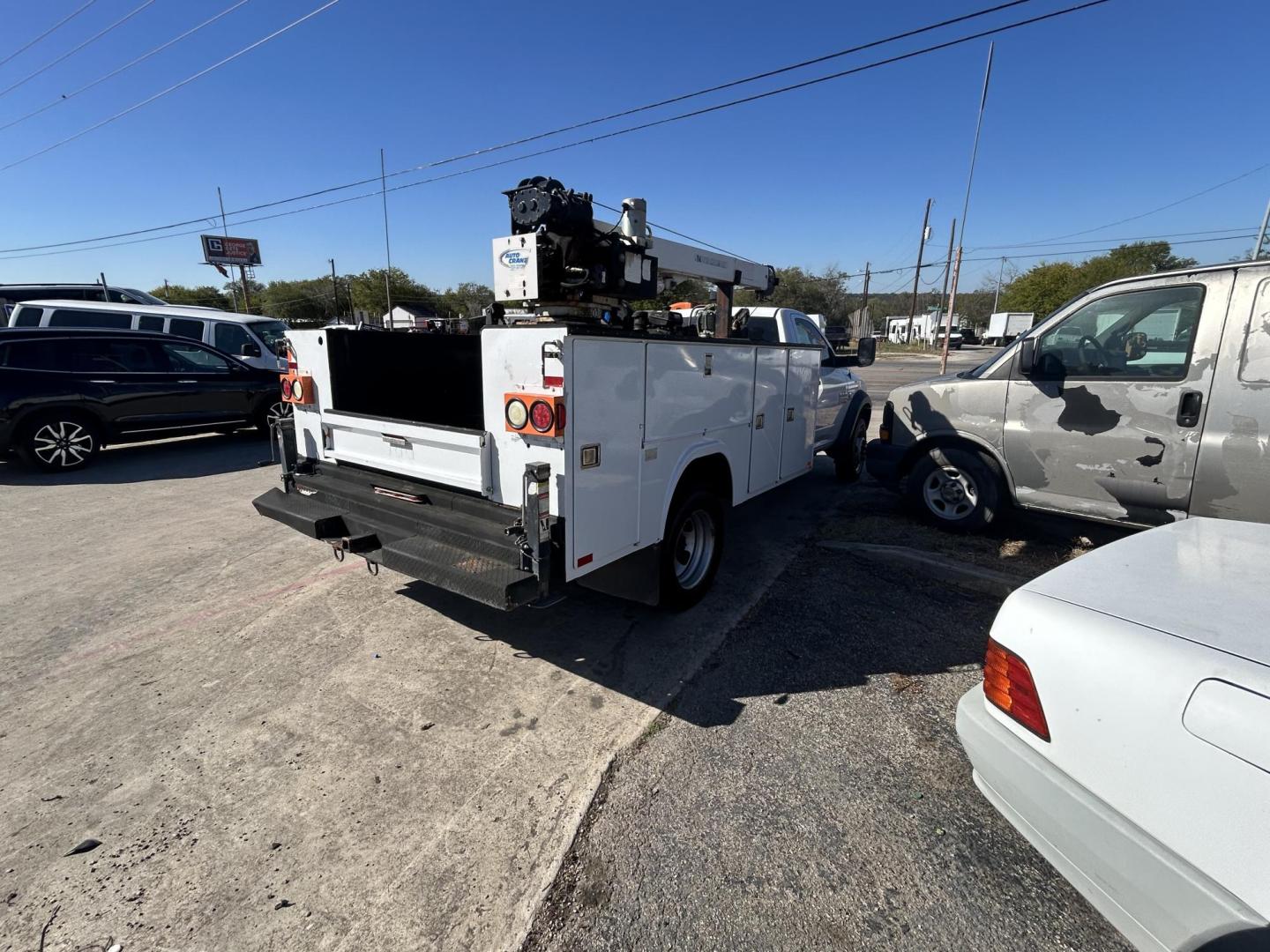 2017 RAM 4500 Regular Cab 2WD DRW (3C7WRKBL4HG) with an 6.7L L6 OHV 24V TURBO DIESEL engine, located at 1687 Business 35 S, New Braunfels, TX, 78130, (830) 625-7159, 29.655487, -98.051491 - Photo#4