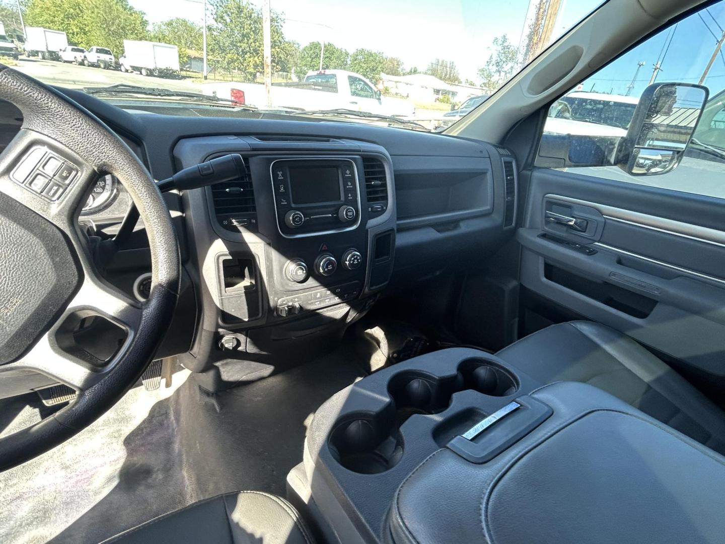 2017 RAM 4500 Regular Cab 2WD DRW (3C7WRKBL4HG) with an 6.7L L6 OHV 24V TURBO DIESEL engine, located at 1687 Business 35 S, New Braunfels, TX, 78130, (830) 625-7159, 29.655487, -98.051491 - Photo#12