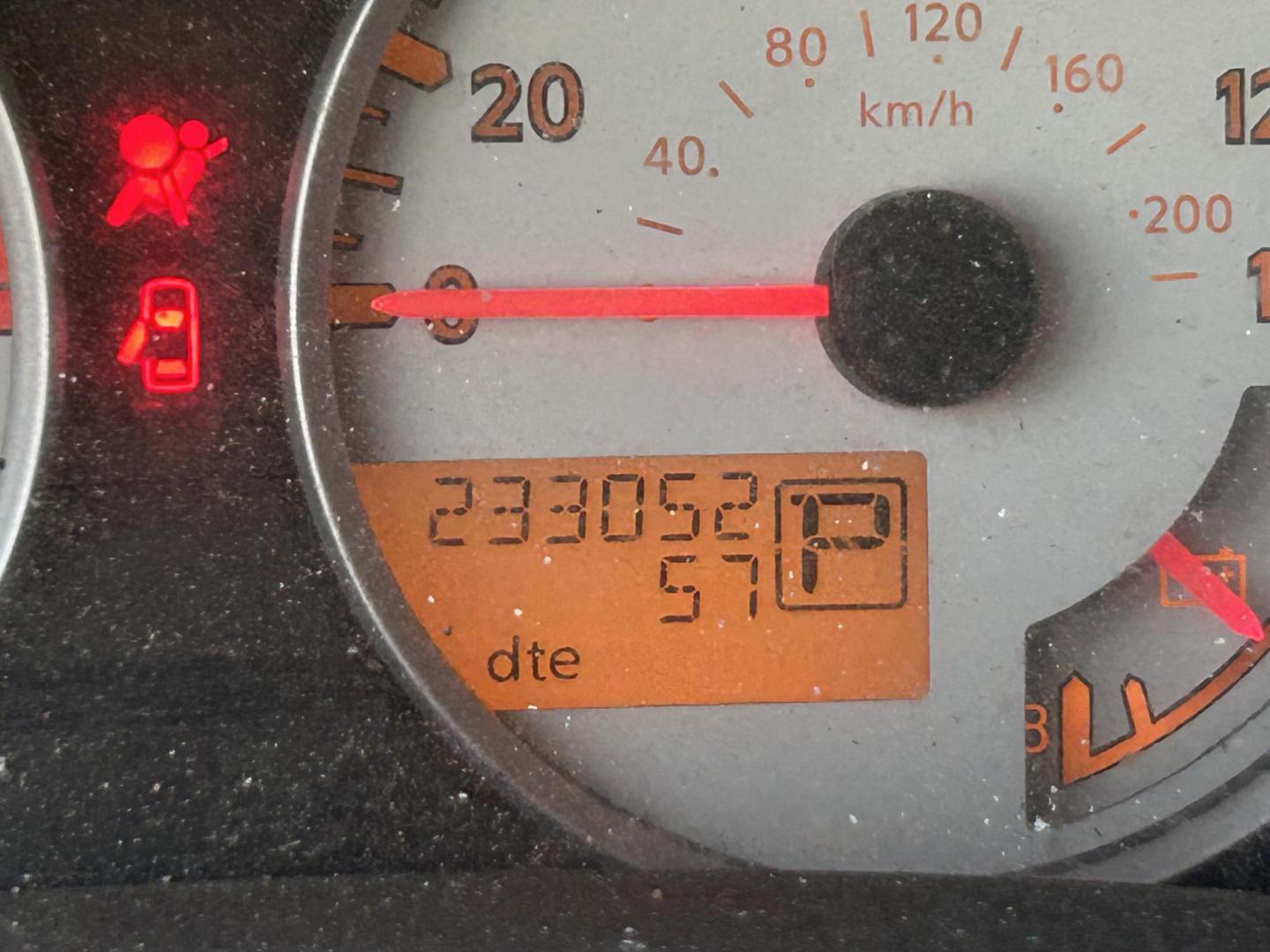 2014 Black /Black Nissan Frontier SL Crew Cab 4WD (1N6AD0EV2EN) with an 4.0L V6 DOHC 24V engine, 5-Speed Automatic transmission, located at 1687 Business 35 S, New Braunfels, TX, 78130, (830) 625-7159, 29.655487, -98.051491 - Photo#12