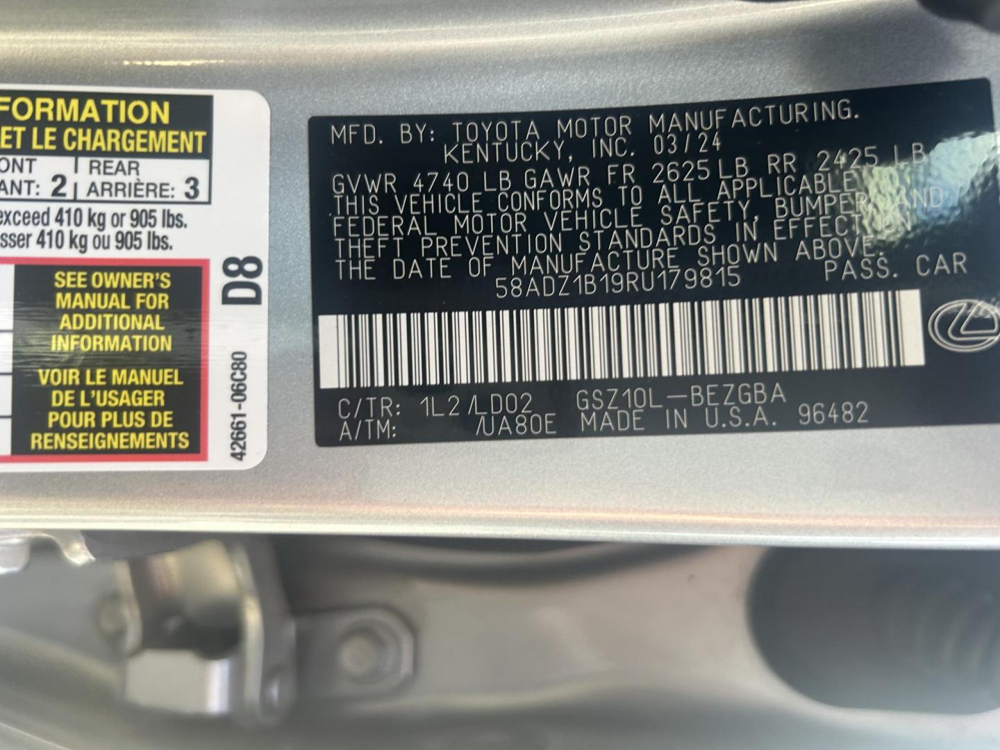 2024 Silver Lexus ES 350 Base (58ADZ1B19RU) with an 3.5L V6 DOHC 24V engine, 8A transmission, located at 1687 Business 35 S, New Braunfels, TX, 78130, (830) 625-7159, 29.655487, -98.051491 - Photo#13