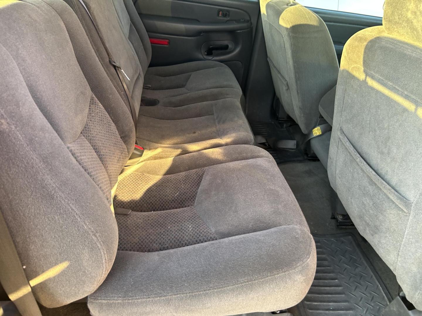 2005 Maroon Chevrolet Silverado 1500 LS Crew Cab 2WD (2GCEC13T751) with an 5.3L V8 OHV 16V engine, 4-Speed Automatic Overdrive transmission, located at 1687 Business 35 S, New Braunfels, TX, 78130, (830) 625-7159, 29.655487, -98.051491 - Photo#7