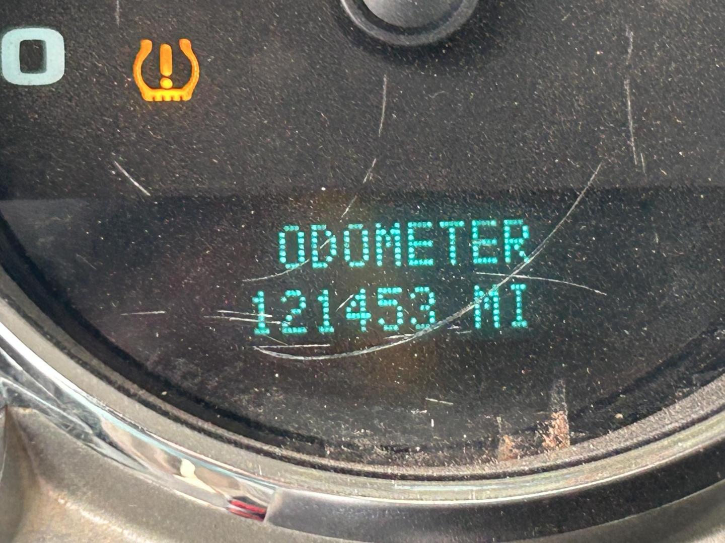 2014 White Chevrolet Silverado 2500HD Work Truck Crew Cab Long Box 2WD (1GC1CVC82EF) with an 6.6L V8 OHV 32V TURBO DIESEL engine, 6A transmission, located at 1687 Business 35 S, New Braunfels, TX, 78130, (830) 625-7159, 29.655487, -98.051491 - Photo#10