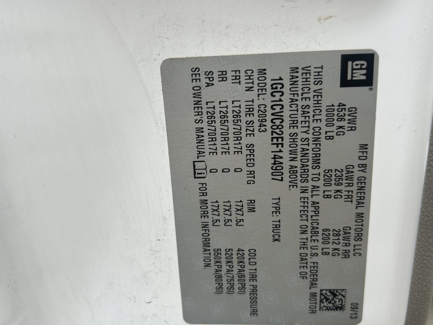 2014 White Chevrolet Silverado 2500HD Work Truck Crew Cab Long Box 2WD (1GC1CVC82EF) with an 6.6L V8 OHV 32V TURBO DIESEL engine, 6A transmission, located at 1687 Business 35 S, New Braunfels, TX, 78130, (830) 625-7159, 29.655487, -98.051491 - Photo#11