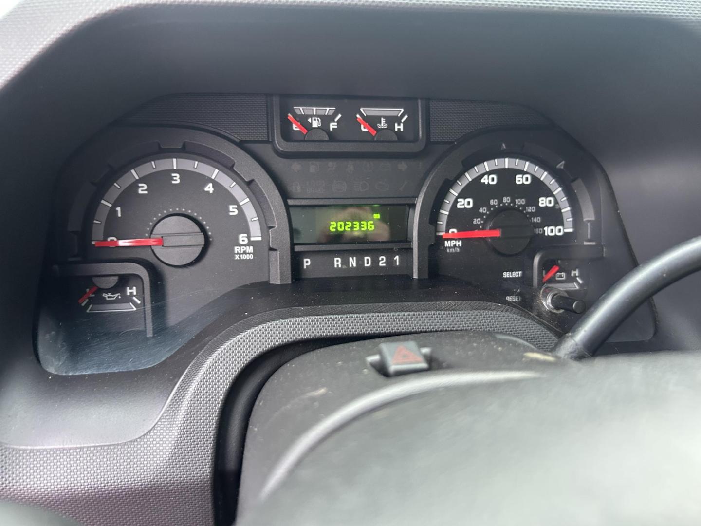 2011 White Ford E-Series Van E-250 Extended (1FTNS2EW9BD) with an 4.6L V8 SOHC 16V engine, 4-Speed Automatic transmission, located at 1687 Business 35 S, New Braunfels, TX, 78130, (830) 625-7159, 29.655487, -98.051491 - Photo#10