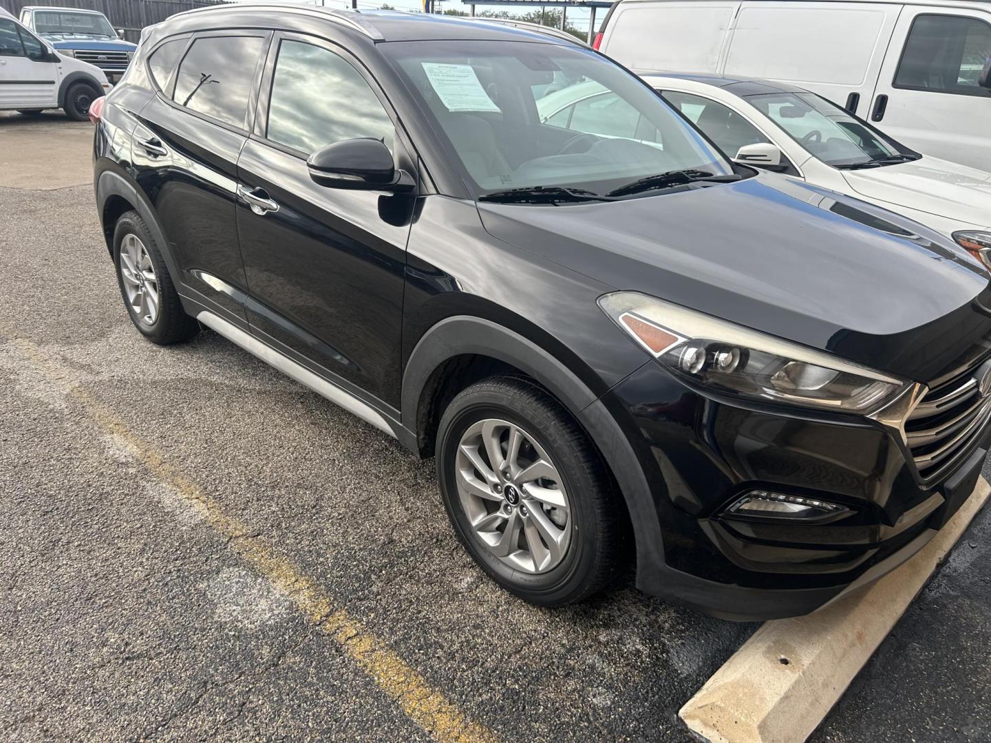 2017 Black Hyundai Tucson Eco (KM8J33A2XHU) with an 1.6L L4 DOHC 16V engine, 7A transmission, located at 1687 Business 35 S, New Braunfels, TX, 78130, (830) 625-7159, 29.655487, -98.051491 - Photo#3