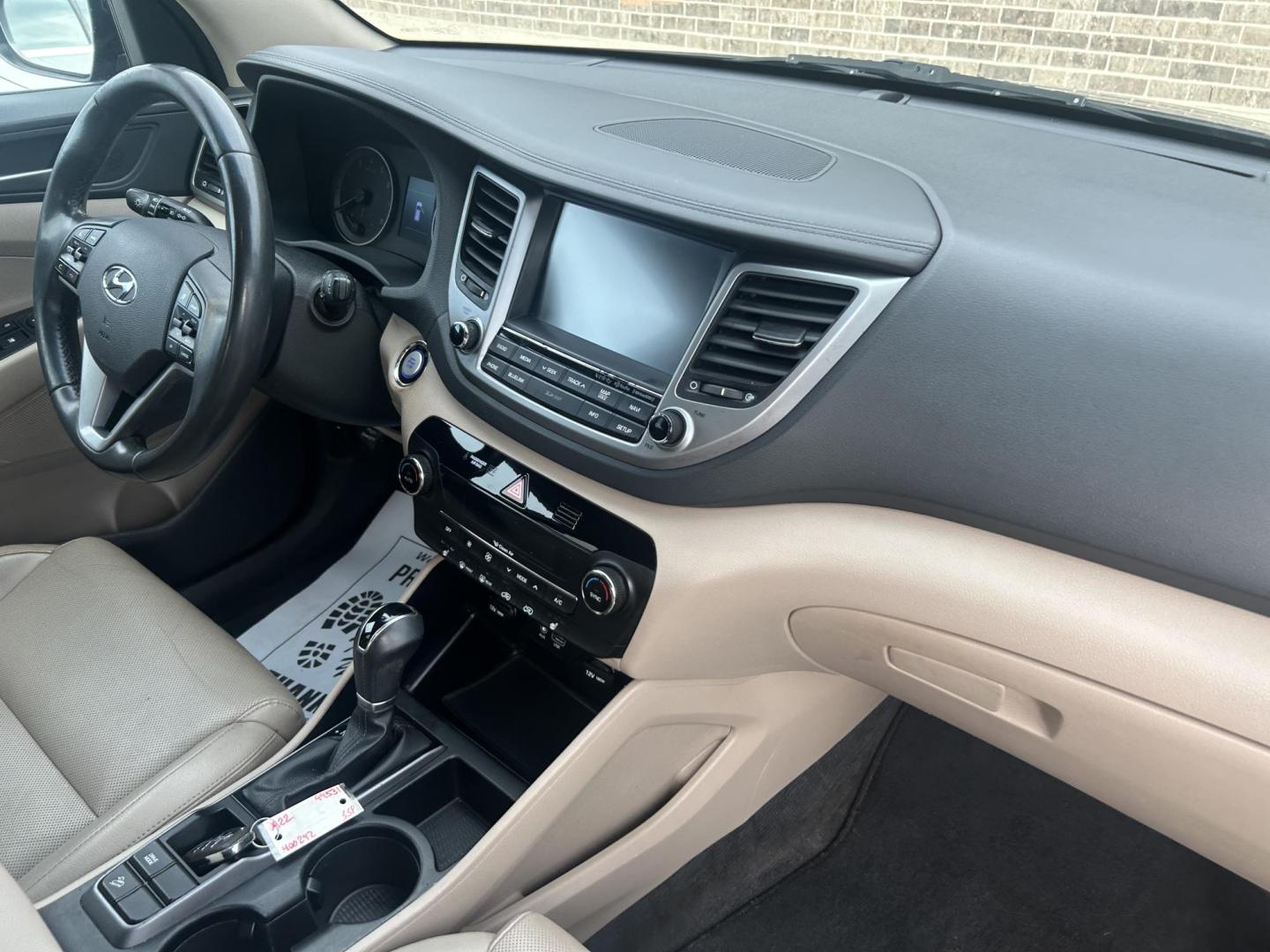 2017 Black Hyundai Tucson Eco (KM8J33A2XHU) with an 1.6L L4 DOHC 16V engine, 7A transmission, located at 1687 Business 35 S, New Braunfels, TX, 78130, (830) 625-7159, 29.655487, -98.051491 - Photo#9