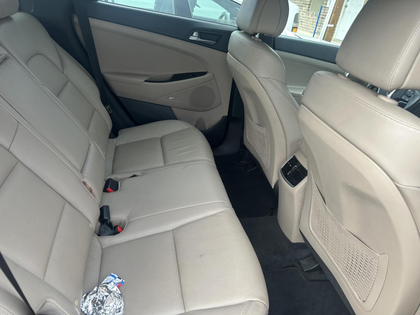 2017 Black Hyundai Tucson Eco (KM8J33A2XHU) with an 1.6L L4 DOHC 16V engine, 7A transmission, located at 1687 Business 35 S, New Braunfels, TX, 78130, (830) 625-7159, 29.655487, -98.051491 - Photo#7