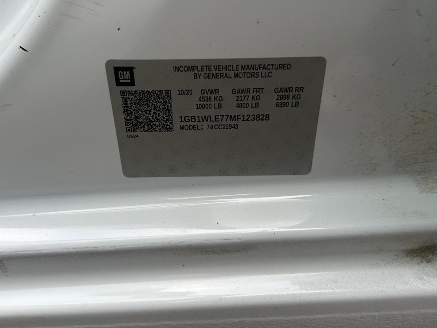 2021 White Chevrolet Silverado 2500HD Work Truck Crew Cab Short Box 2WD (1GB1WLE77MF) with an 6.6L V8 OHV 16V engine, 6A transmission, located at 1687 Business 35 S, New Braunfels, TX, 78130, (830) 625-7159, 29.655487, -98.051491 - Photo#14