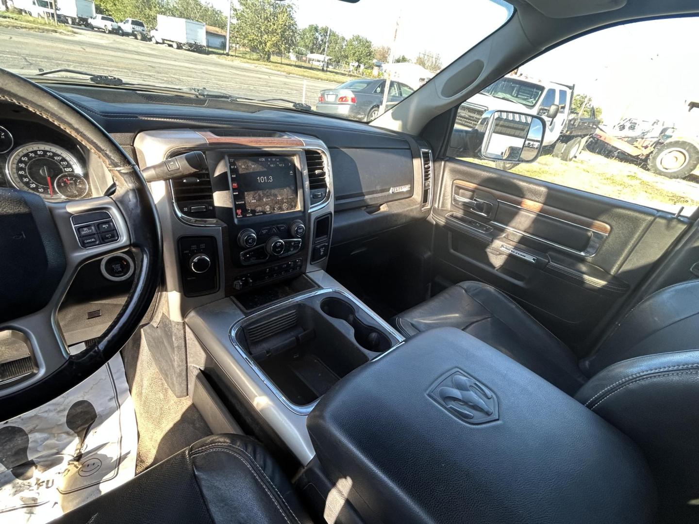 2016 Black RAM 3500 Crew Cab 4WD DRW (3C7WRTCLXGG) with an 6.7L L6 OHV 24V TURBO DIESEL engine, 6A transmission, located at 1687 Business 35 S, New Braunfels, TX, 78130, (830) 625-7159, 29.655487, -98.051491 - Photo#13