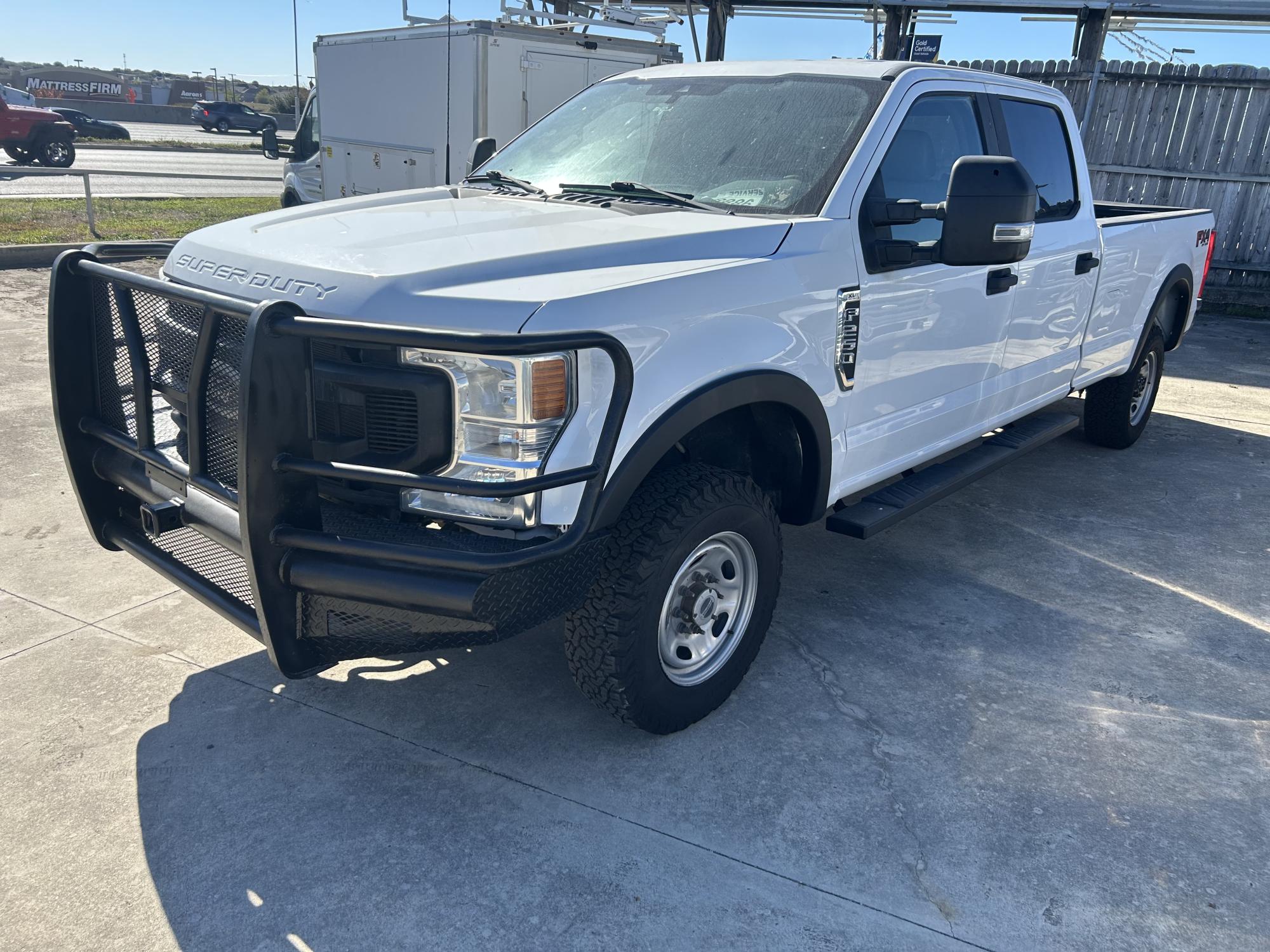 photo of 2022 Ford F-250 SD XL Crew Cab 4WD