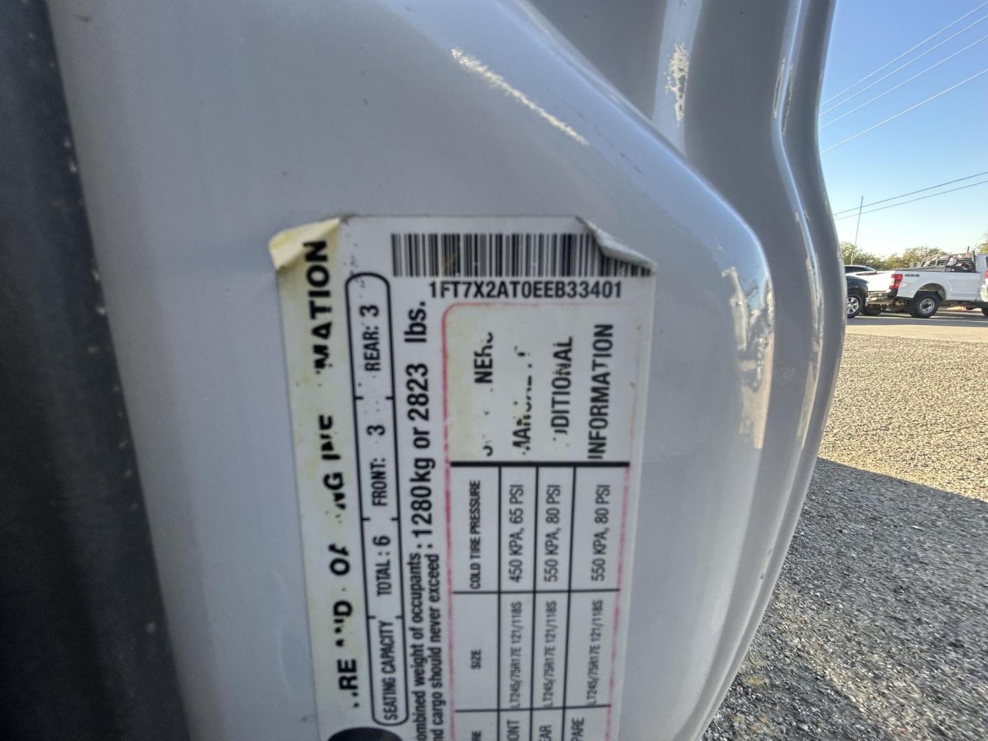 2014 White Ford F-250 SD XL SuperCab 2WD (1FT7X2AT0EE) with an 6.7L V8 OHV 16V DIESEL engine, 6-Speed Automatic transmission, located at 1687 Business 35 S, New Braunfels, TX, 78130, (830) 625-7159, 29.655487, -98.051491 - Photo#11