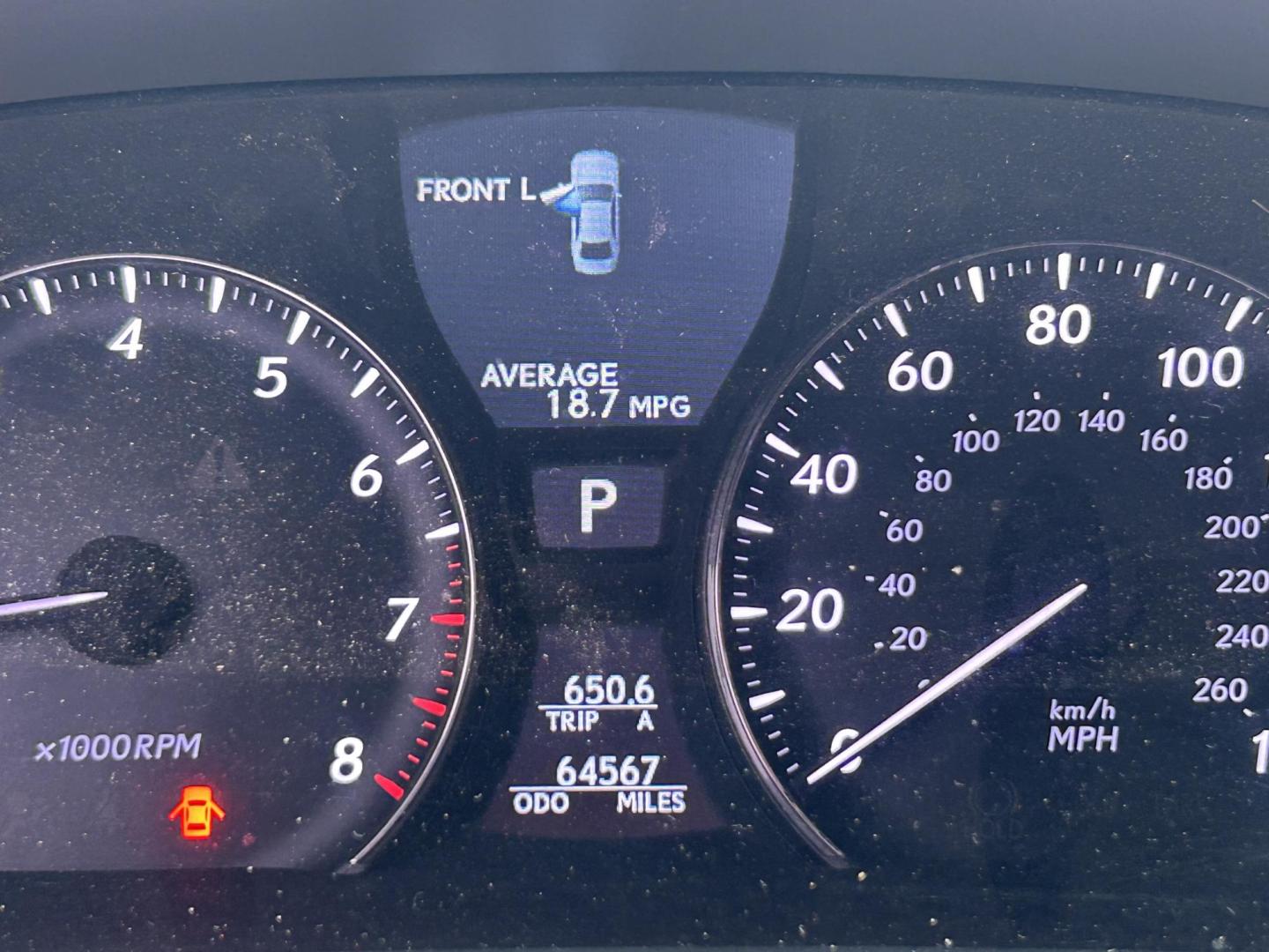 2011 Gray Lexus LS 460 Luxury Sedan (JTHBL5EF2B5) with an 4.6L V8 DOHC 32V engine, 8-Speed Automatic transmission, located at 1687 Business 35 S, New Braunfels, TX, 78130, (830) 625-7159, 29.655487, -98.051491 - Photo#12