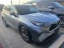 2020 Gray Toyota Highlander XLE FWD V6 (5TDGZRAH2LS) with an 3.5L V6 DOHC 24V engine, 6A transmission, located at 1687 Business 35 S, New Braunfels, TX, 78130, (830) 625-7159, 29.655487, -98.051491 - Photo#1