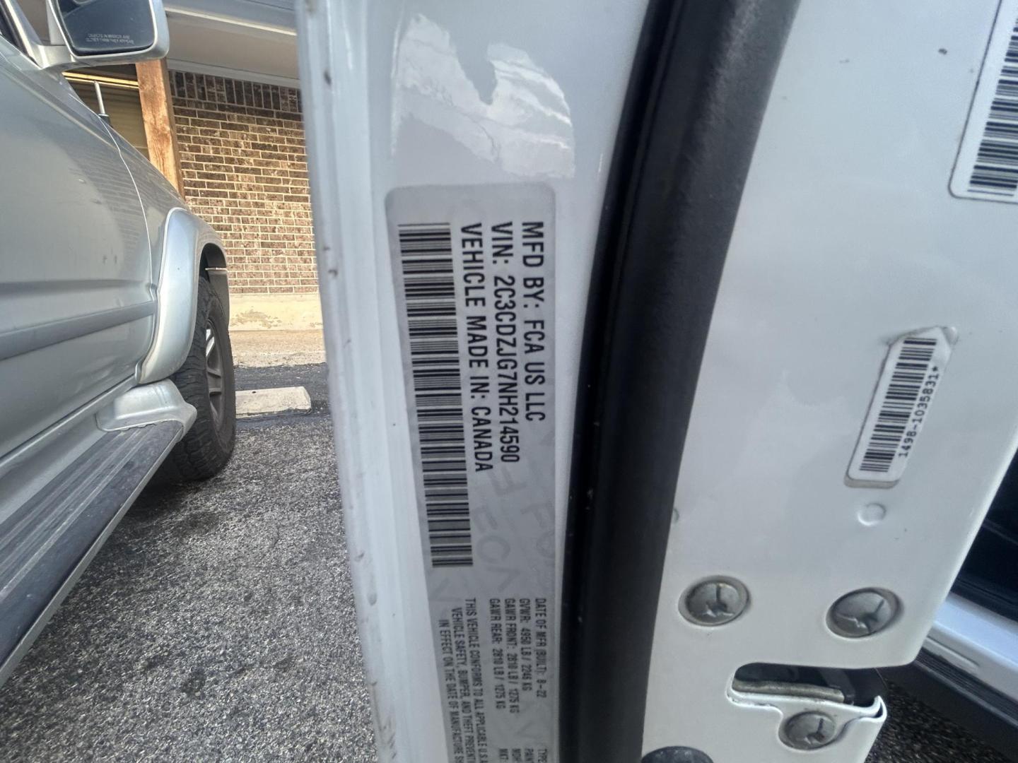 2022 White Dodge Challenger GT (2C3CDZJG7NH) with an 3.6L V6 DOHC 24V engine, 8A transmission, located at 1687 Business 35 S, New Braunfels, TX, 78130, (830) 625-7159, 29.655487, -98.051491 - Photo#9