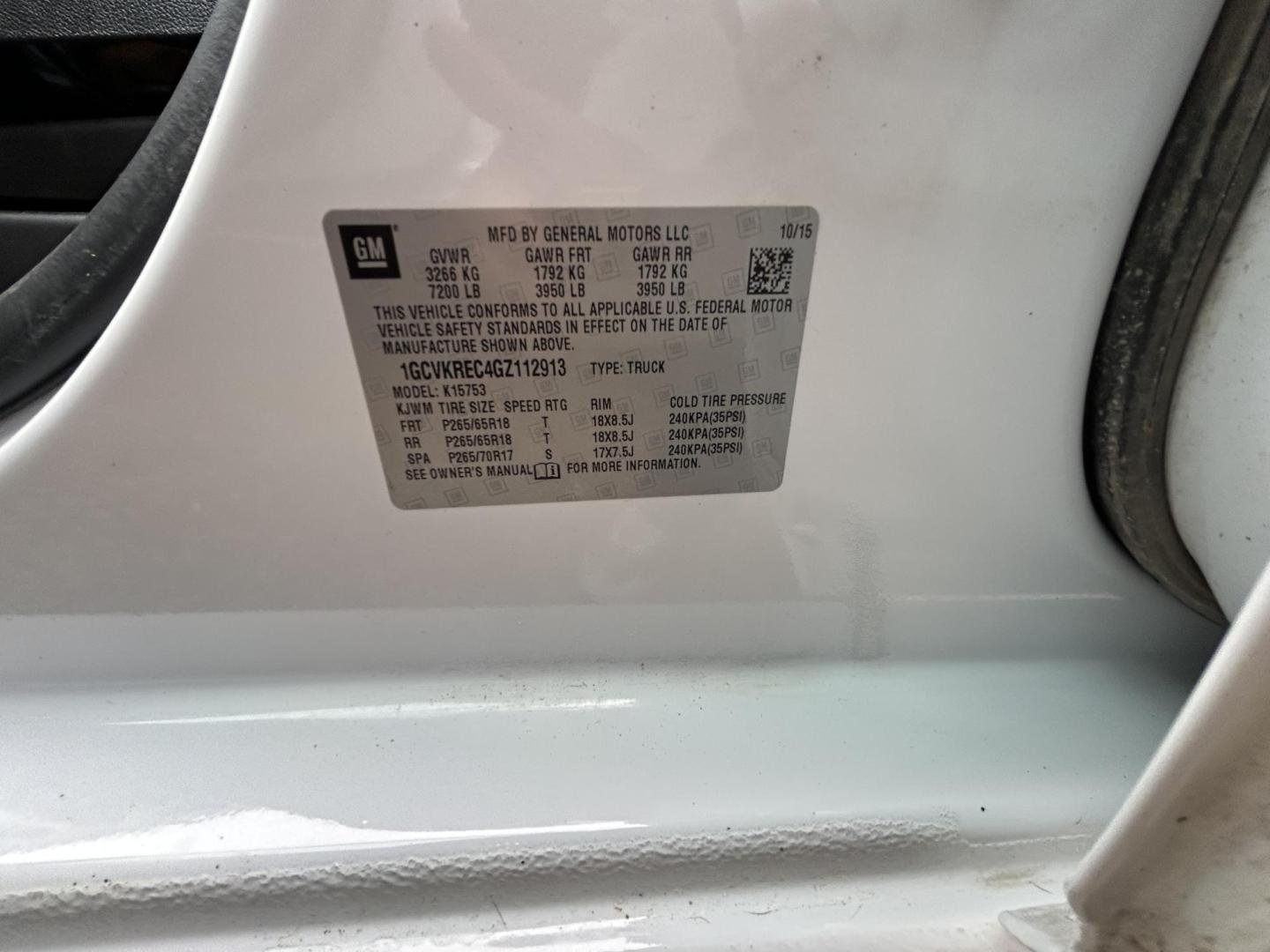 2016 White Chevrolet Silverado 1500 LT Double Cab 4WD (1GCVKREC4GZ) with an 5.3L V8 OHV 16V engine, 6A transmission, located at 1687 Business 35 S, New Braunfels, TX, 78130, (830) 625-7159, 29.655487, -98.051491 - Photo#16