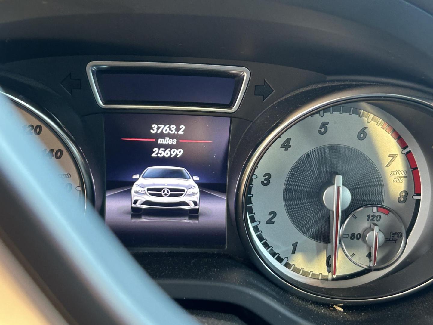 2014 White Mercedes-Benz CLA-Class CLA250 (WDDSJ4EB5EN) with an 2.0L L4 DOHC 16V engine, 7-Speed Automatic transmission, located at 1687 Business 35 S, New Braunfels, TX, 78130, (830) 625-7159, 29.655487, -98.051491 - Photo#11