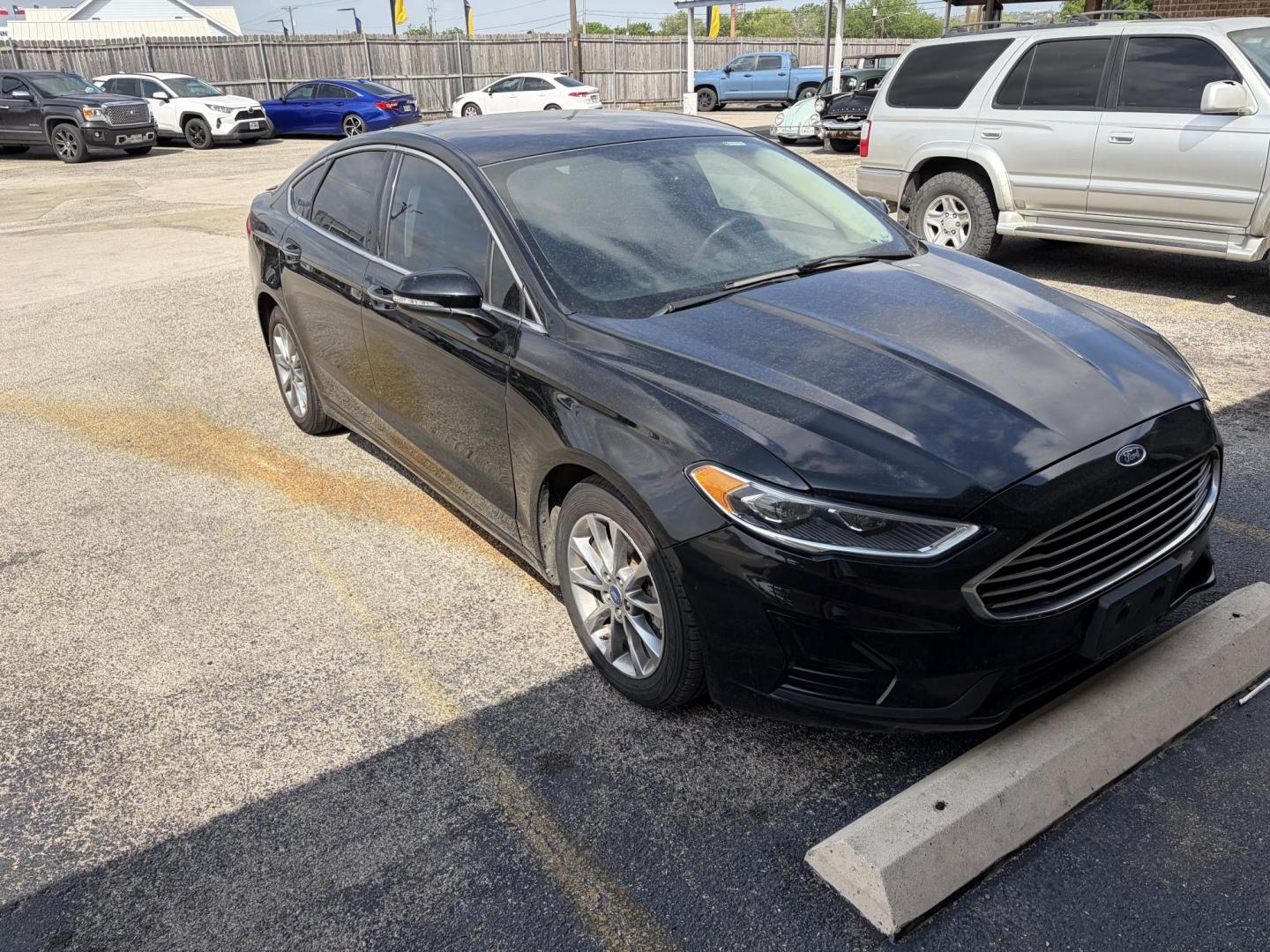 2018 Black Ford Fusion Energi SE (3FA6P0PU9JR) with an 2.0L L4 DOHC 16V HYBRID engine, CVT transmission, located at 1687 Business 35 S, New Braunfels, TX, 78130, (830) 625-7159, 29.655487, -98.051491 - Photo#1