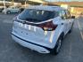2022 White Nissan Kicks S (3N1CP5BV5NL) with an 1.6L L4 engine, CVT transmission, located at 1687 Business 35 S, New Braunfels, TX, 78130, (830) 625-7159, 29.655487, -98.051491 - Photo#6