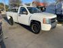 2008 White Chevrolet Silverado 1500 LT1 Long Box 2WD (1GCEC14X88Z) with an 4.3L V6 OHV 12V engine, 4-Speed Automatic Overdrive transmission, located at 1687 Business 35 S, New Braunfels, TX, 78130, (830) 625-7159, 29.655487, -98.051491 - Photo#1