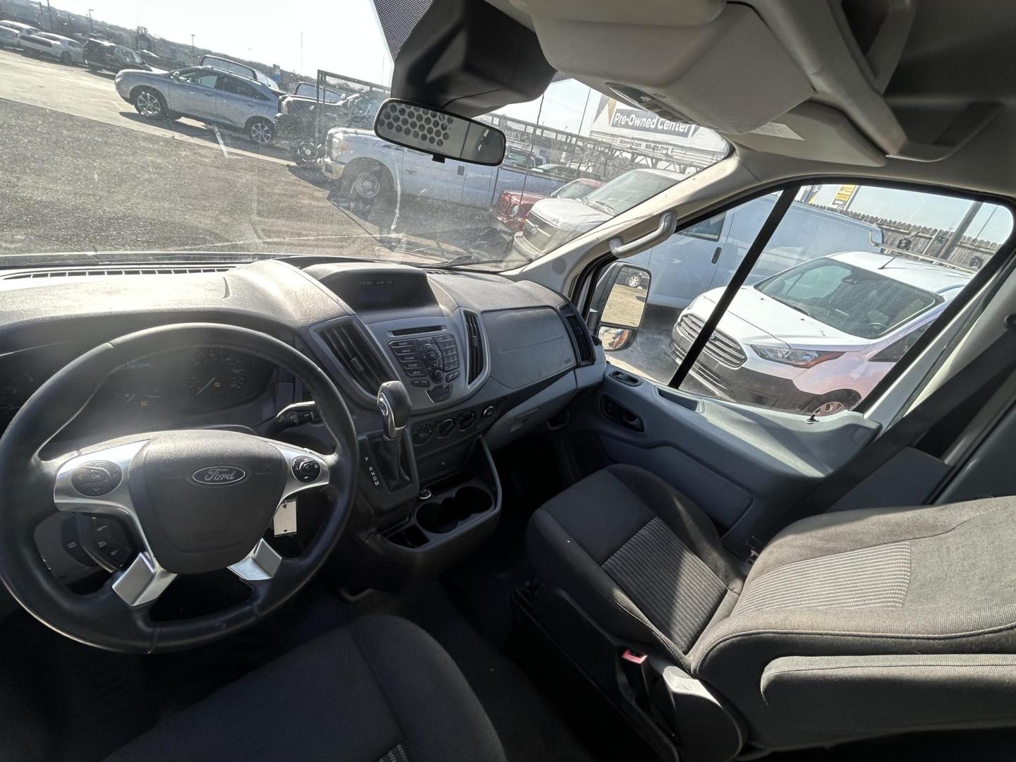2016 White Ford Transit 250 Van Med. Roof w/Sliding Pass. 148-in. WB (1FTYR2CG0GK) with an 3.5L V6 DOHC 24V engine, 6A transmission, located at 1687 Business 35 S, New Braunfels, TX, 78130, (830) 625-7159, 29.655487, -98.051491 - Photo#11
